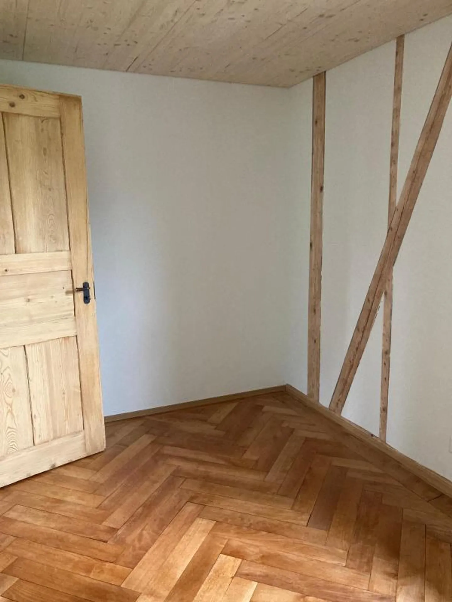 3 Room Apartment - Photo 4 of 5