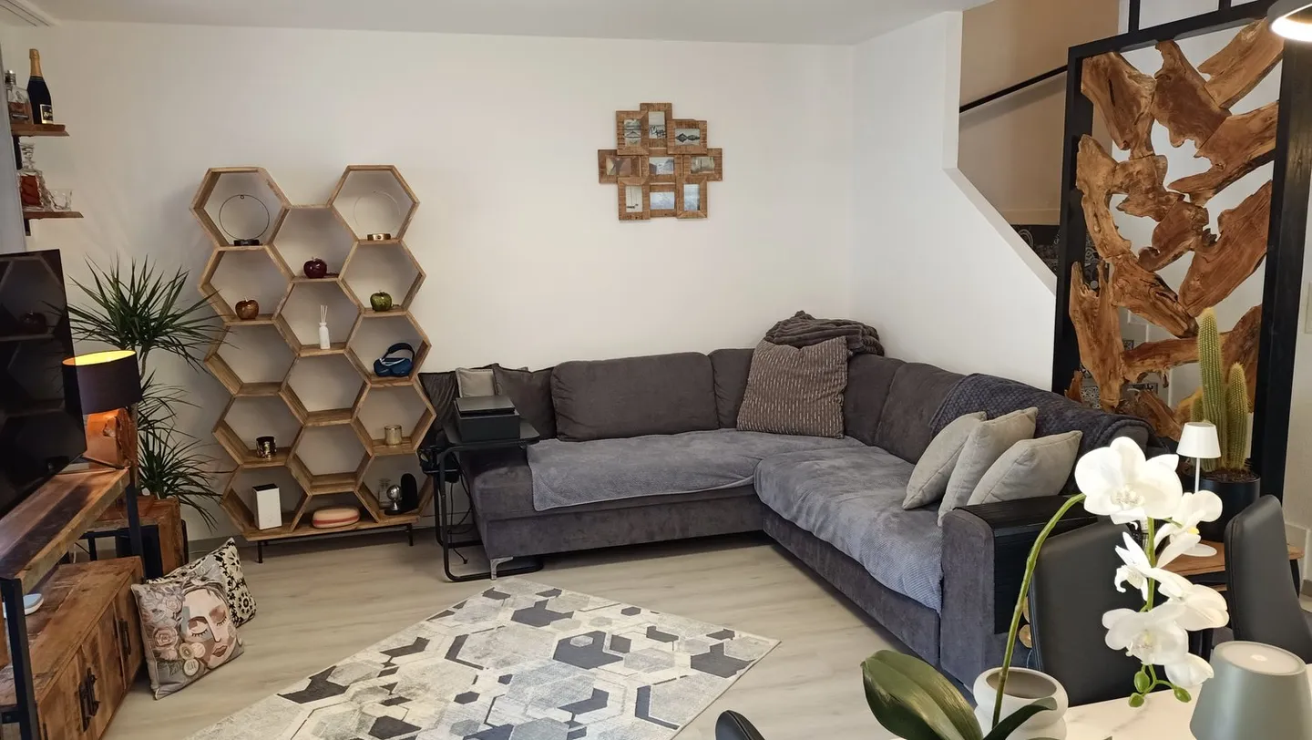 Schöne Reihenhaus-Villa mit 2 Terrassen und Garten - Foto 8 von 18