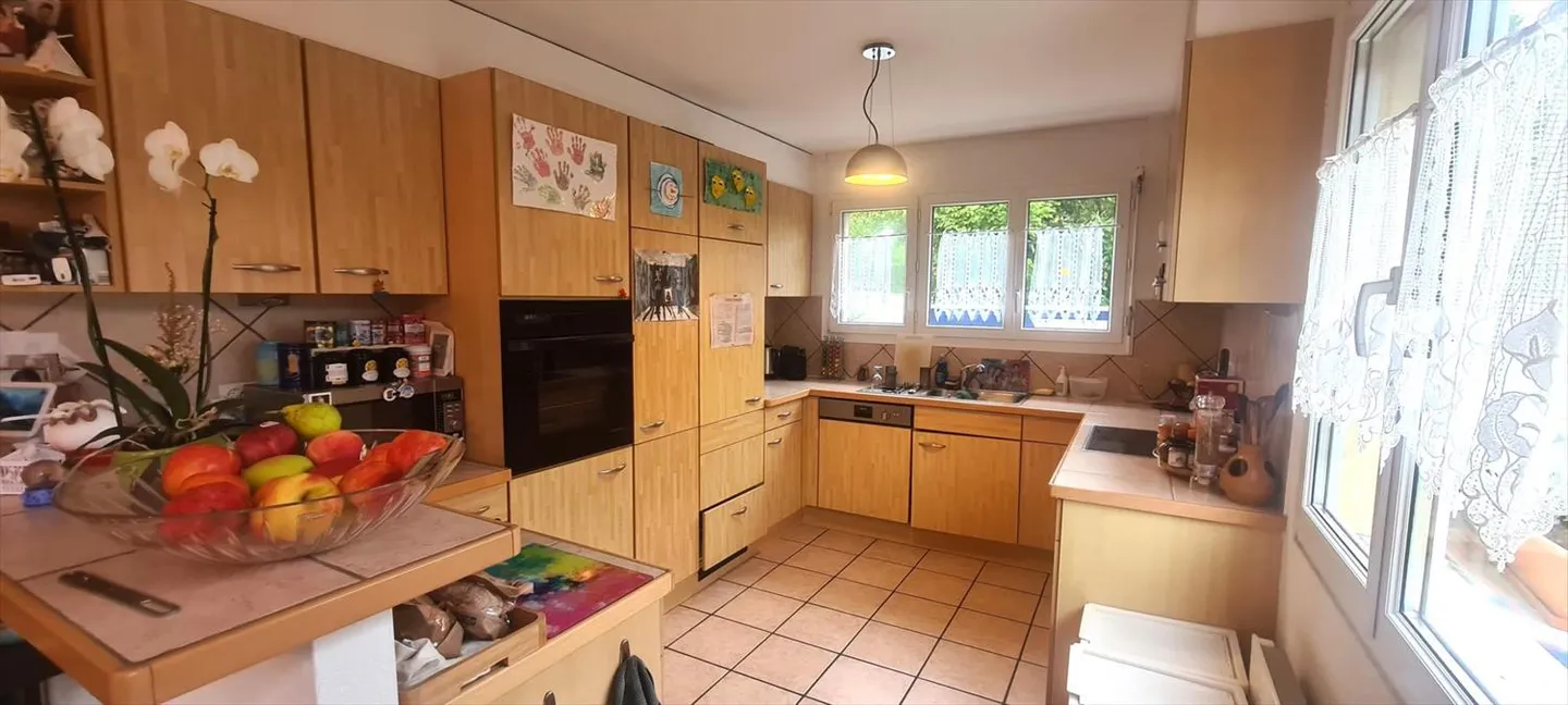 Bella casa bifamiliare con 5.5 stanze a Rolle - Foto 4 di 7