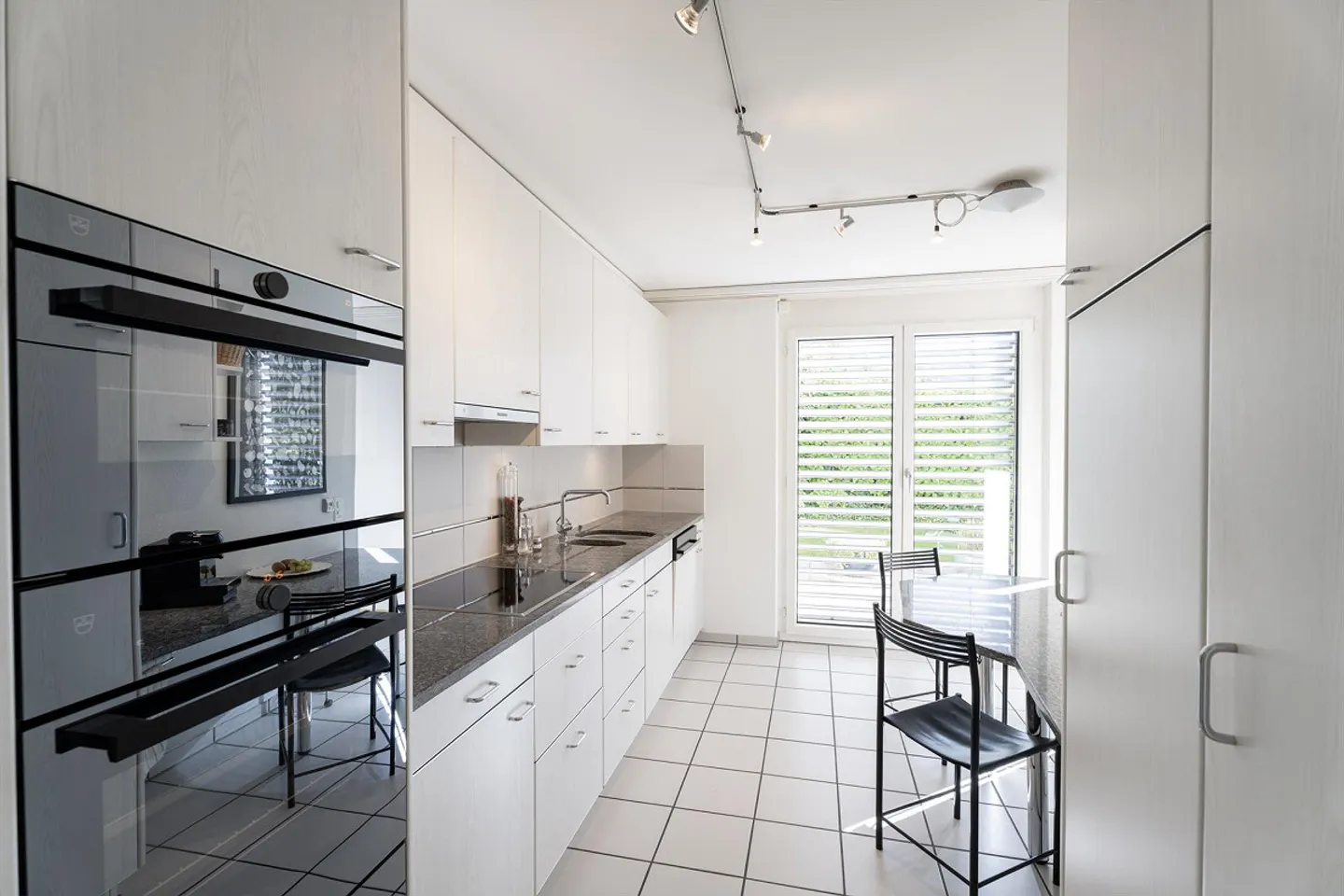 Grosszügige Gartenwohnung in Luzern - Foto 2 von 6