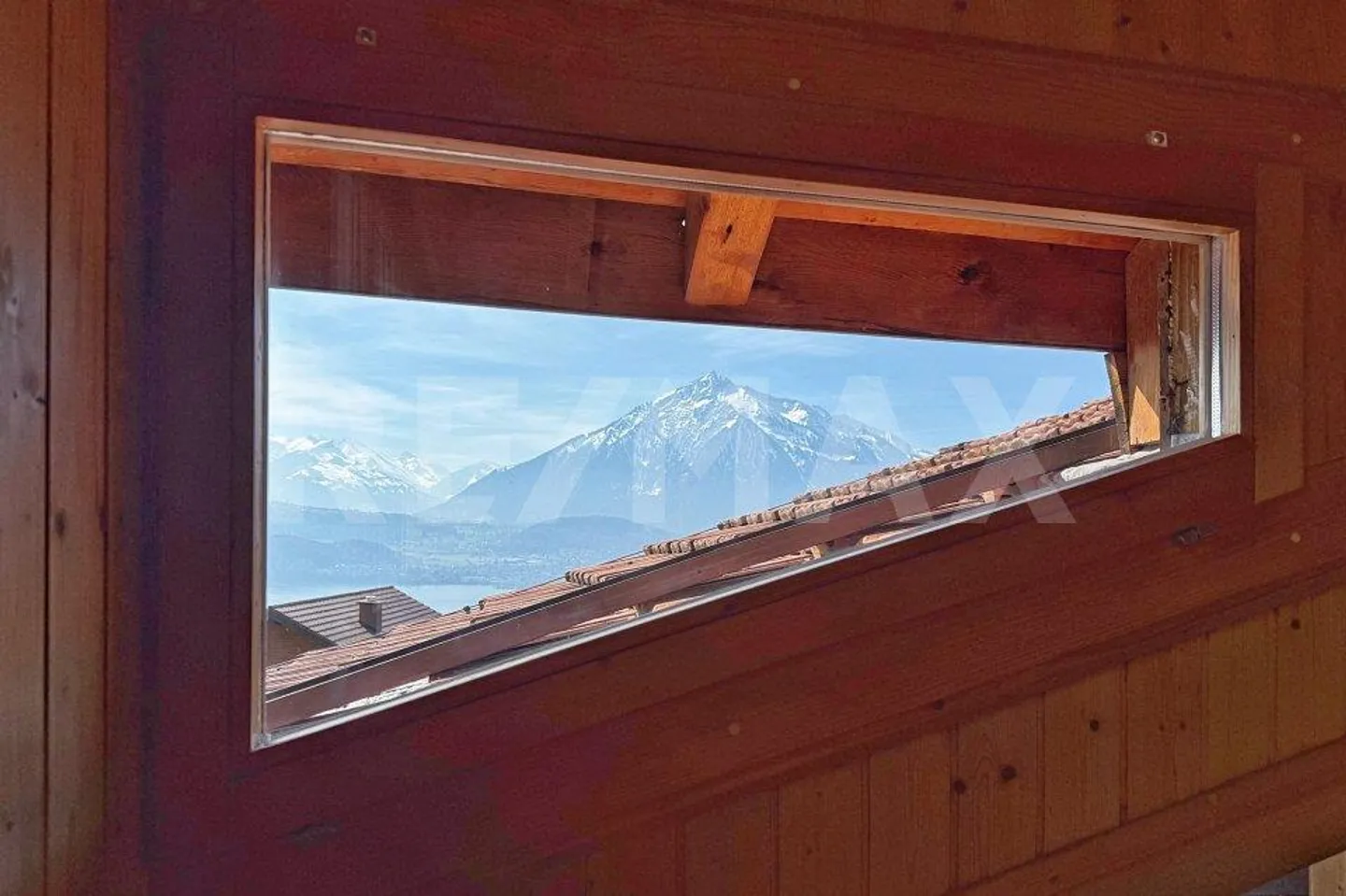 Un bijou avec vue sur le lac et la montagne - Photo 12 sur 13