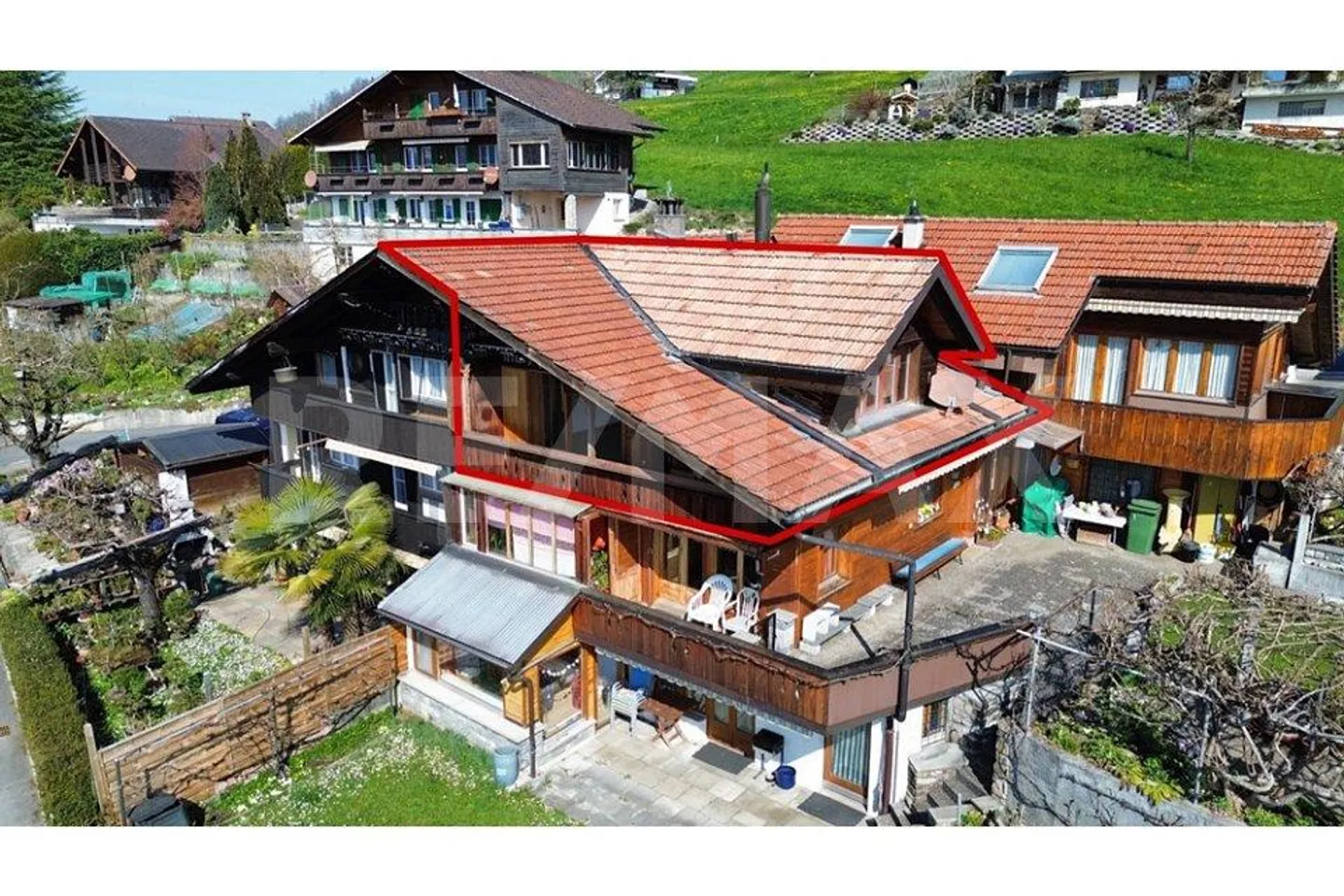 Un bijou avec vue sur le lac et la montagne - Photo 2 sur 13