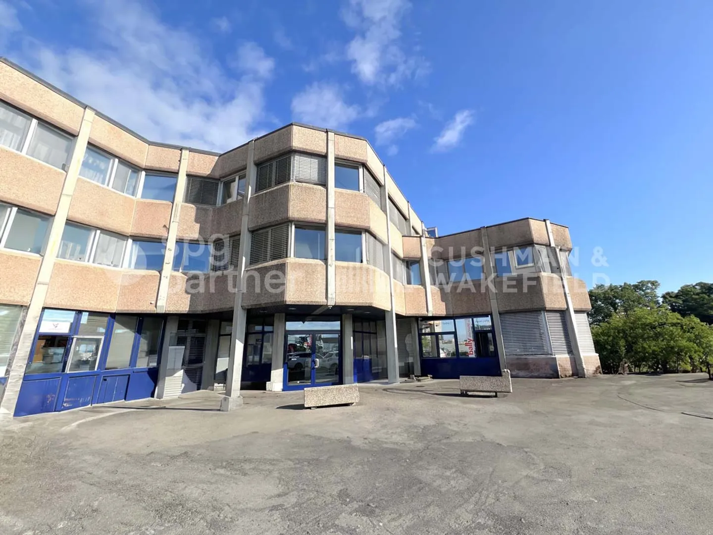 Uffici luminosi e funzionali disponibili per affitto o acquisto - Foto 1 di 9