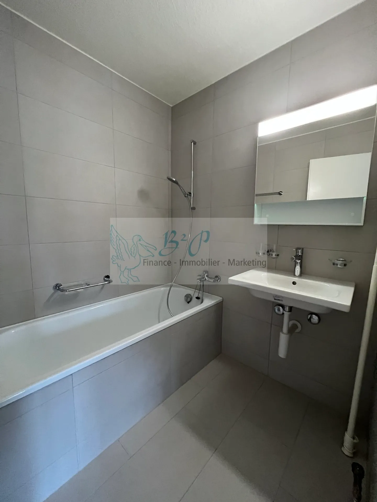 Bel Appartement dans Quartier Calme - Photo 5 sur 6