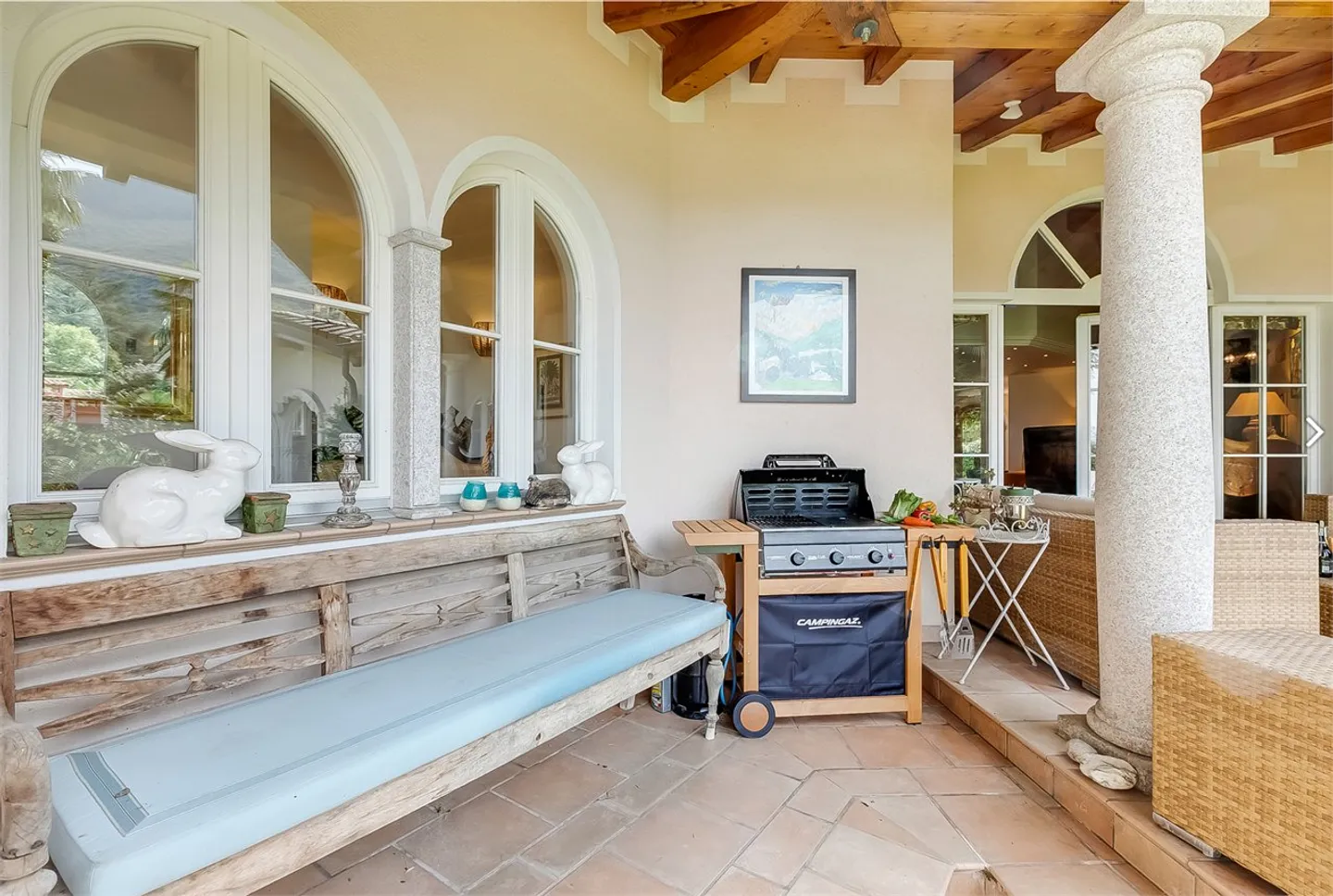 Elegante Villa mit Traumhaftem Blick - Foto 9 von 24