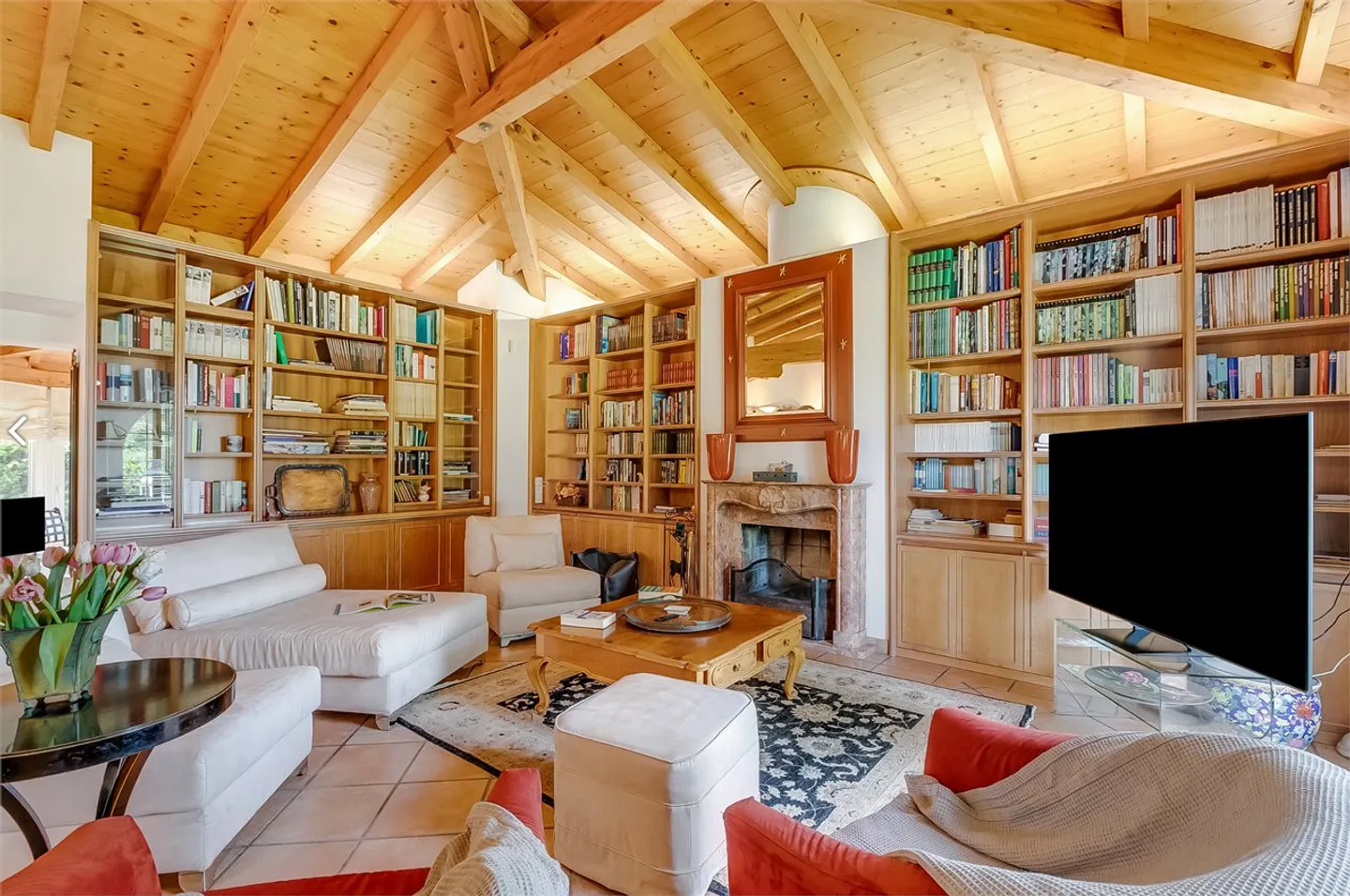 Elegante Villa mit Traumhaftem Blick - Foto 12 von 24