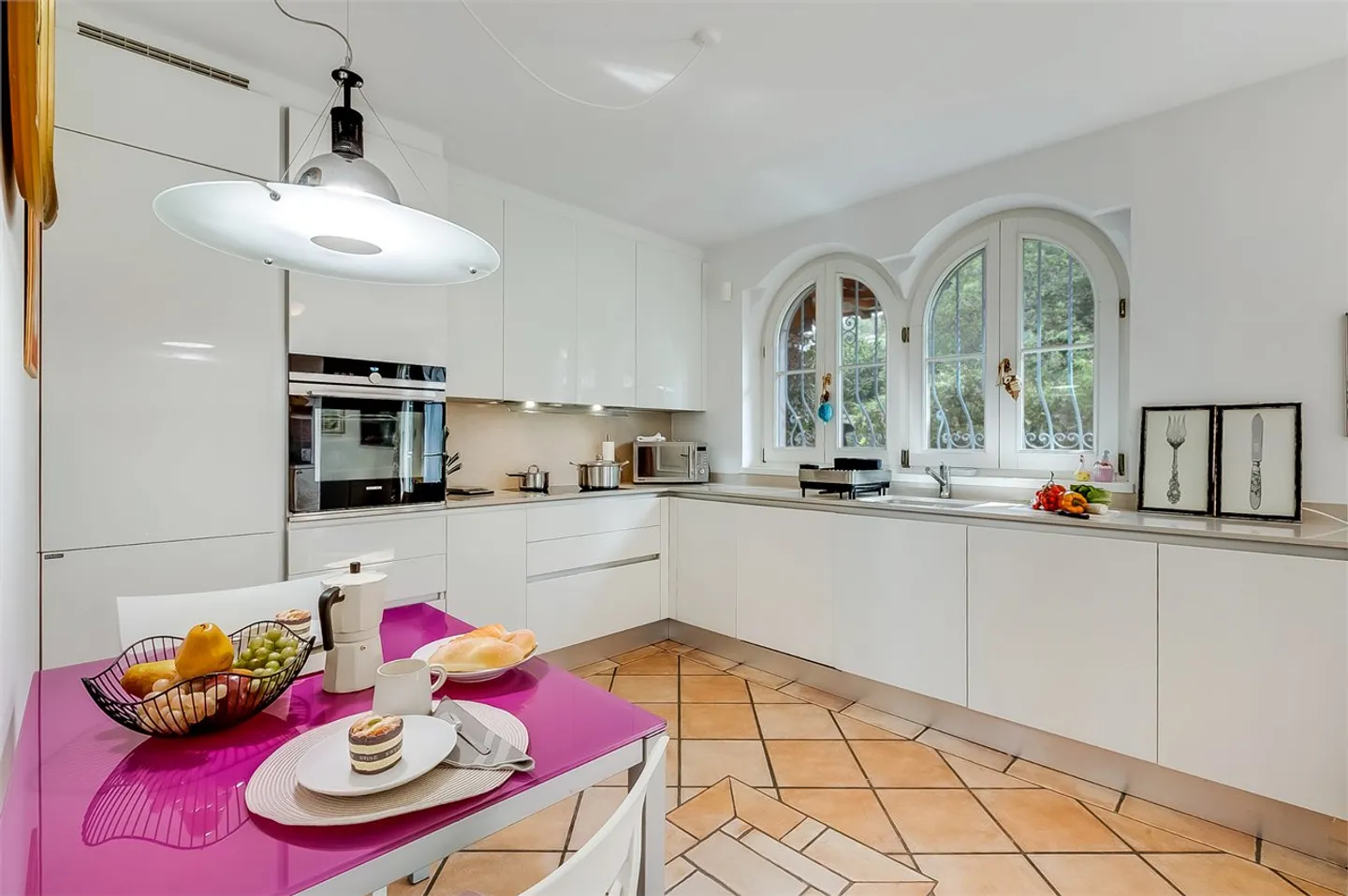 Elegante Villa mit Traumhaftem Blick - Foto 18 von 24