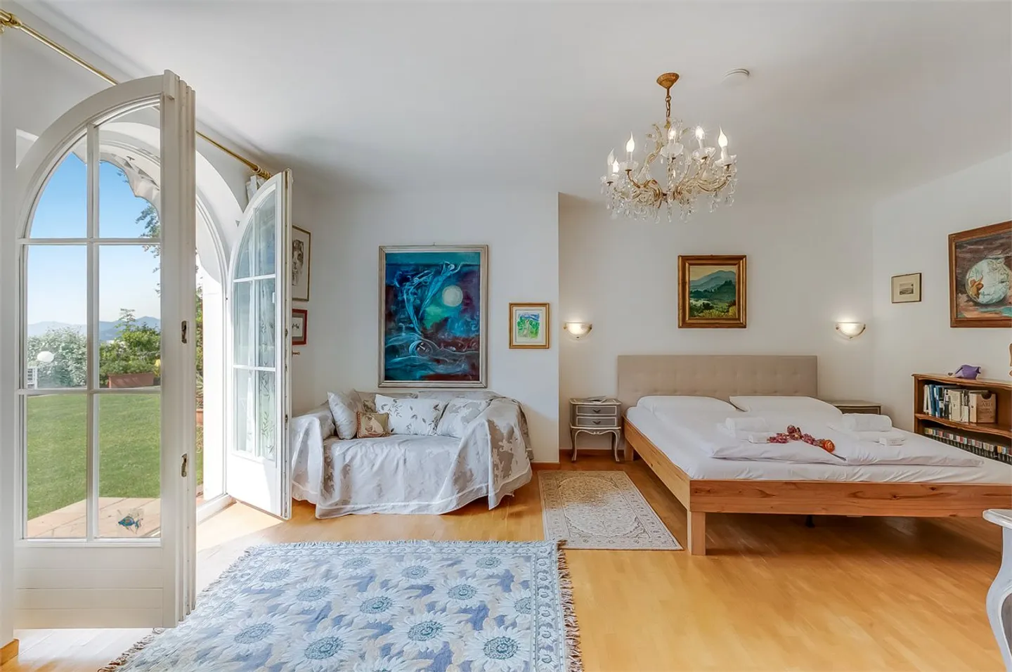Elegante Villa mit Traumhaftem Blick - Foto 19 von 24