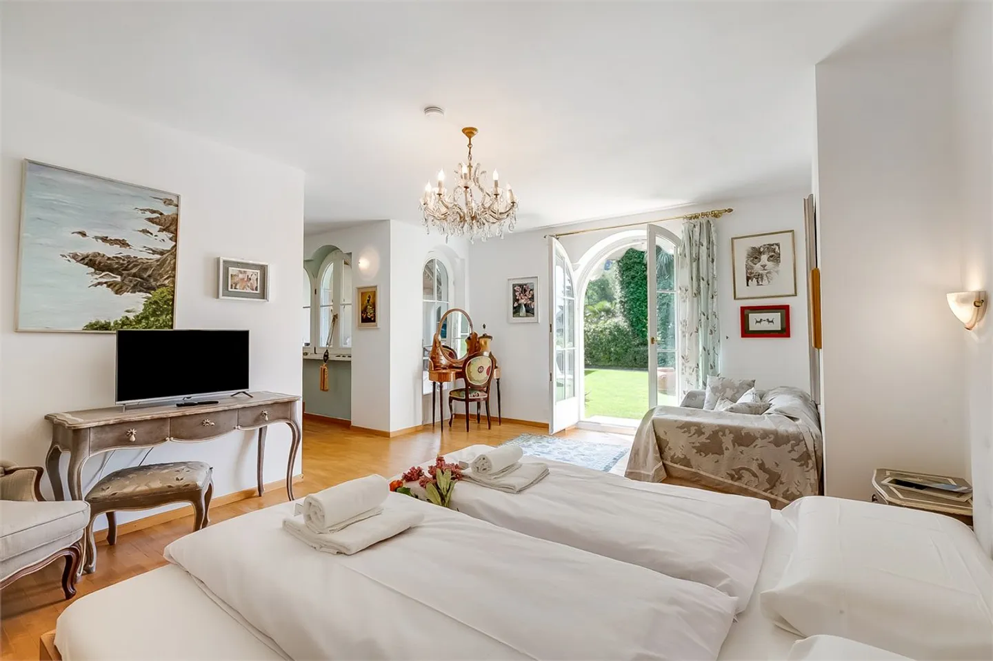 Elegante Villa mit Traumhaftem Blick - Foto 20 von 24