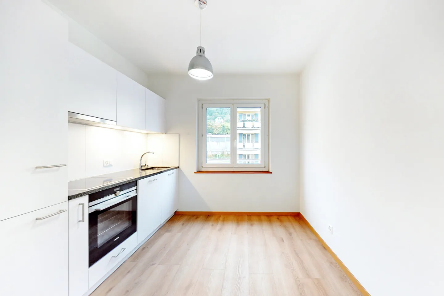 Your accommodation in Neuchâtel - Photo 3 of 13