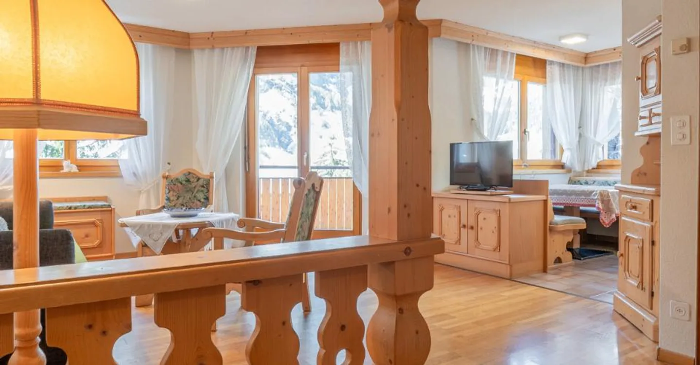 Casa plurifamiliare con 11 appartamenti nella migliore posizione a Leukerbad - Foto 4 di 11