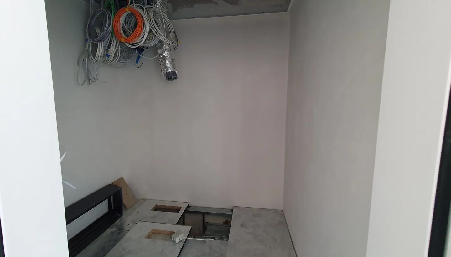 Zahnarztpraxisräumlichkeiten im Endausbau - Foto 10 von 16