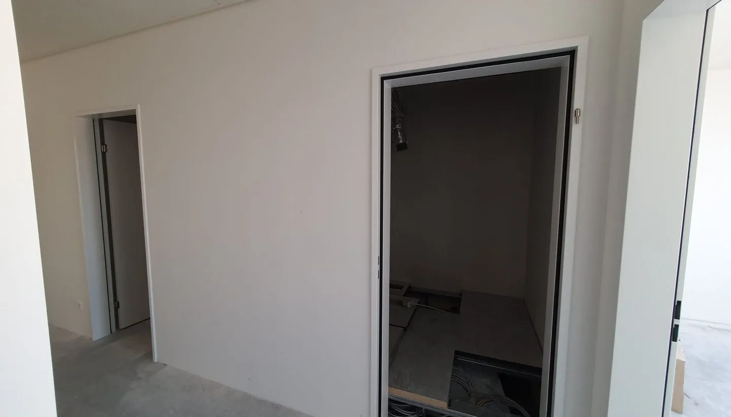 Zahnarztpraxisräumlichkeiten im Endausbau - Foto 12 von 16