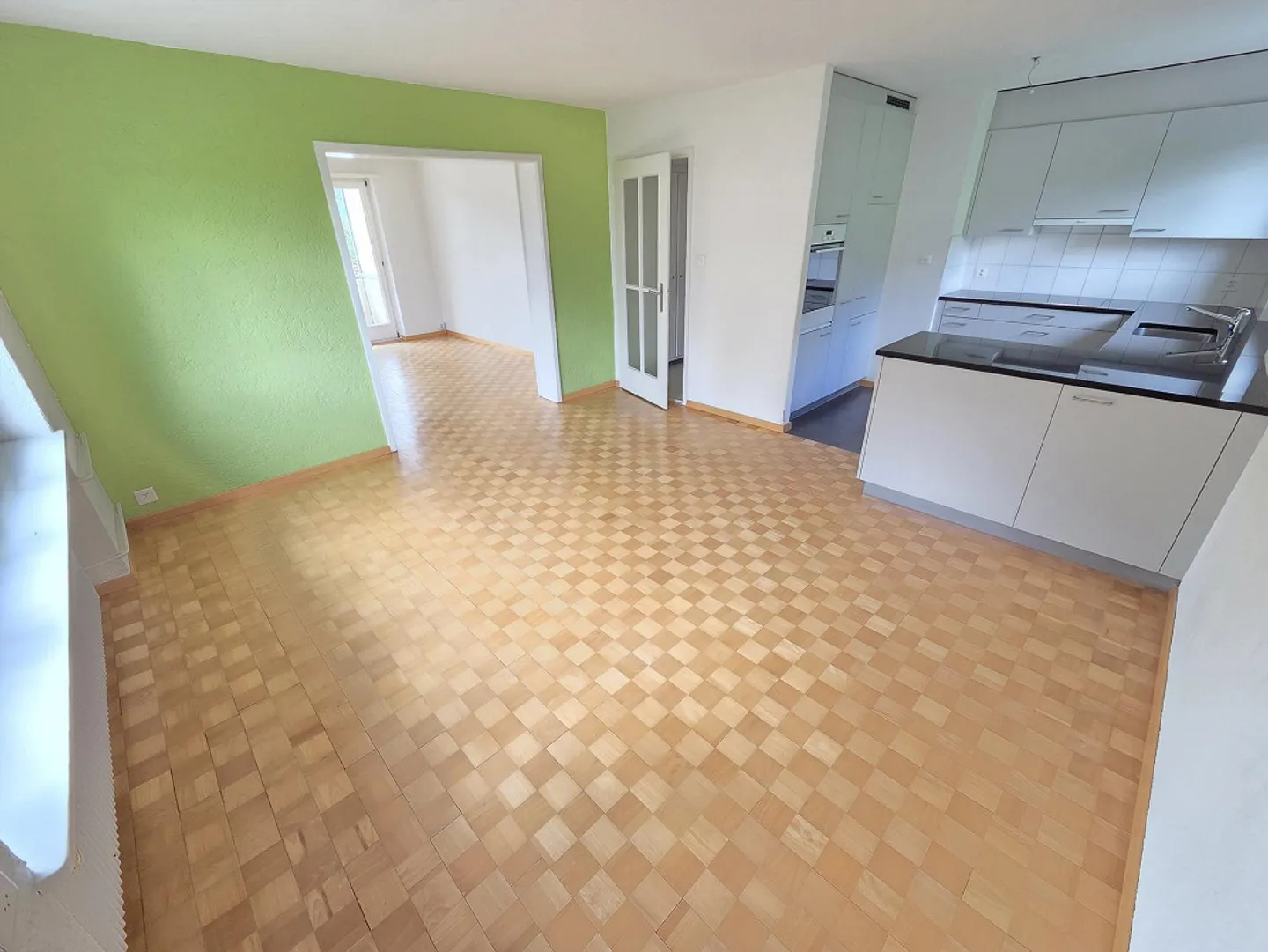 Appartement lumineux de 4 pièces avec balcon à Teufen - fraîchement peint ! - Photo 1 sur 10