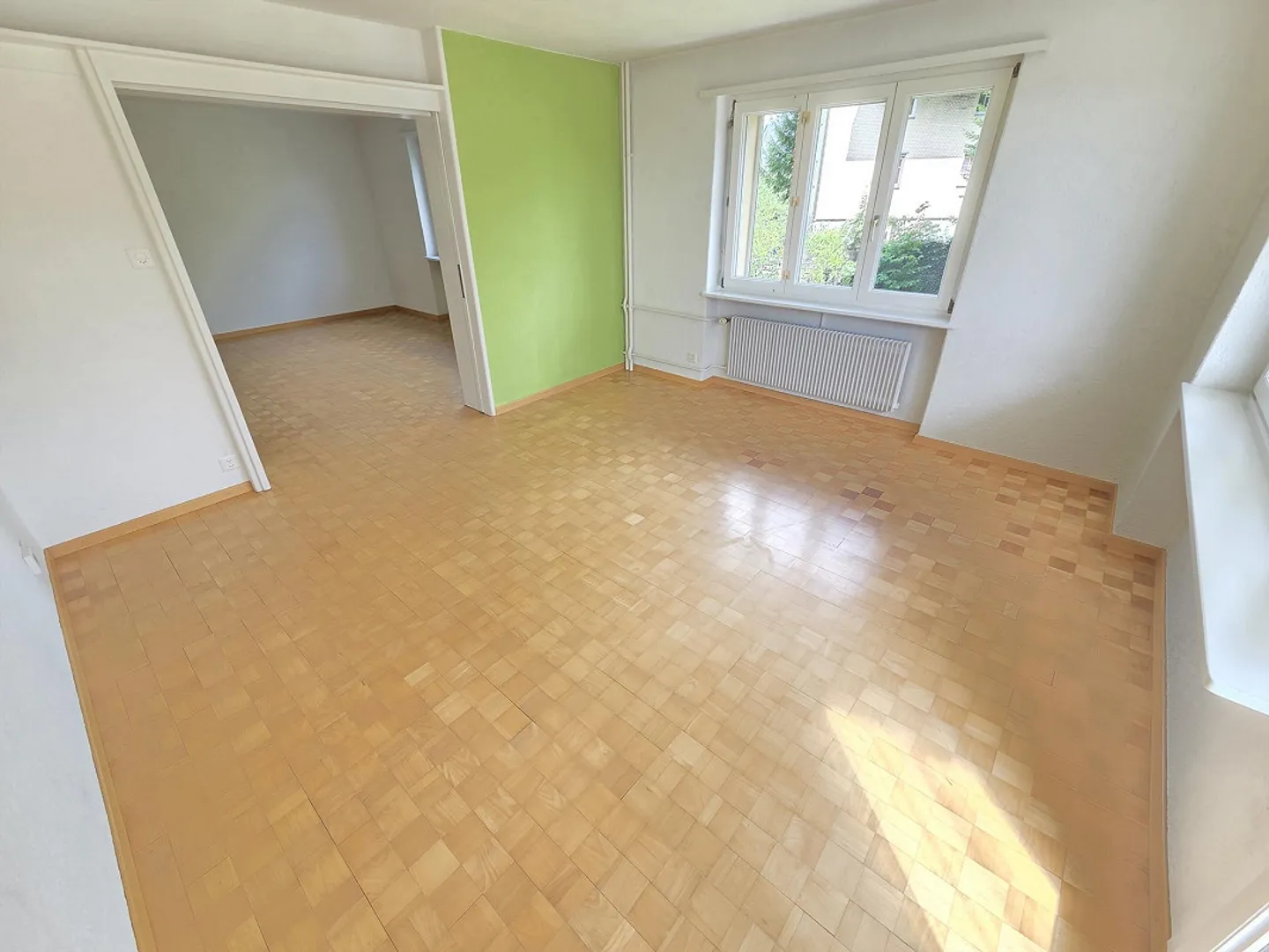 Appartement lumineux de 4 pièces avec balcon à Teufen - fraîchement peint ! - Photo 3 sur 10