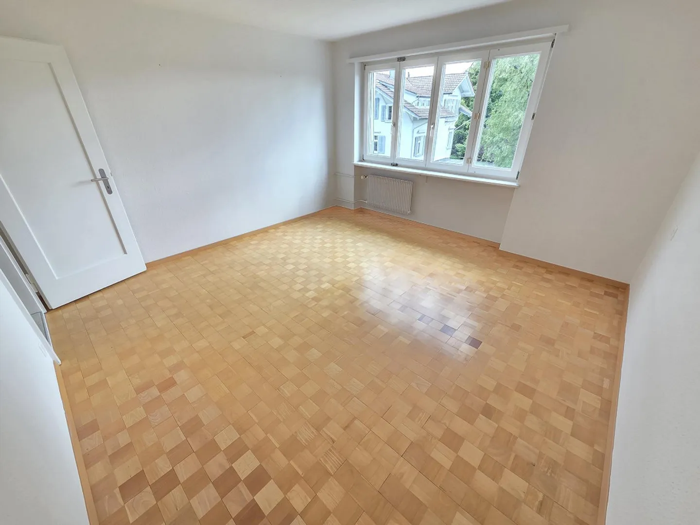 Appartement lumineux de 4 pièces avec balcon à Teufen - fraîchement peint ! - Photo 4 sur 10