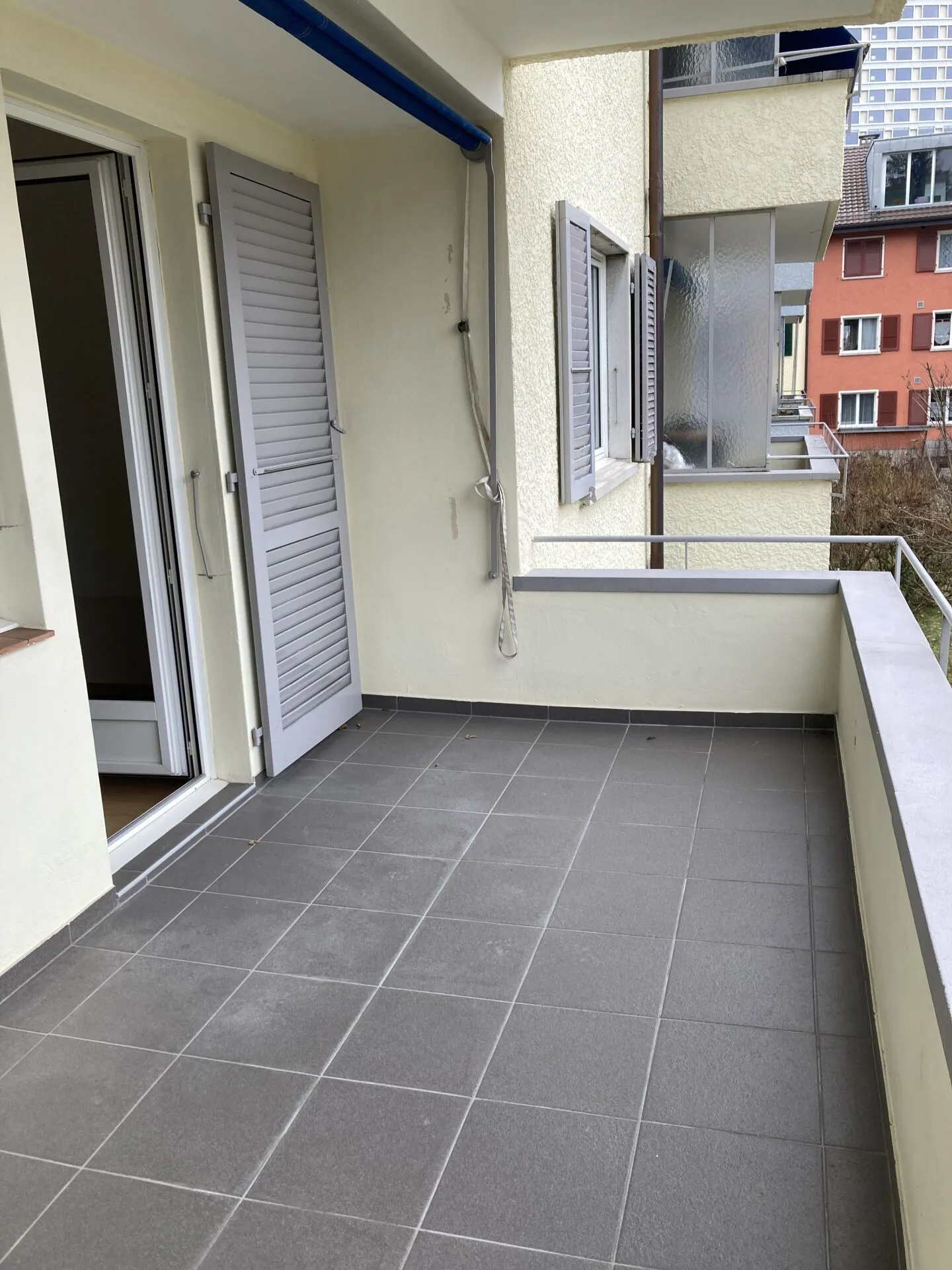 Appartement de 3 pièces fraîchement peint dans un emplacement central à Ostermundigen ! - Photo 8 sur 11