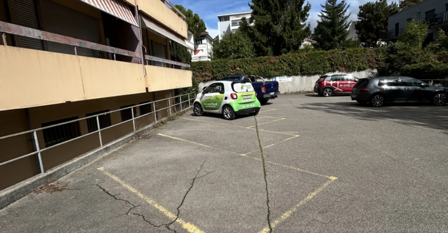 Außenparkplätze verfügbar - Foto 2 von 3