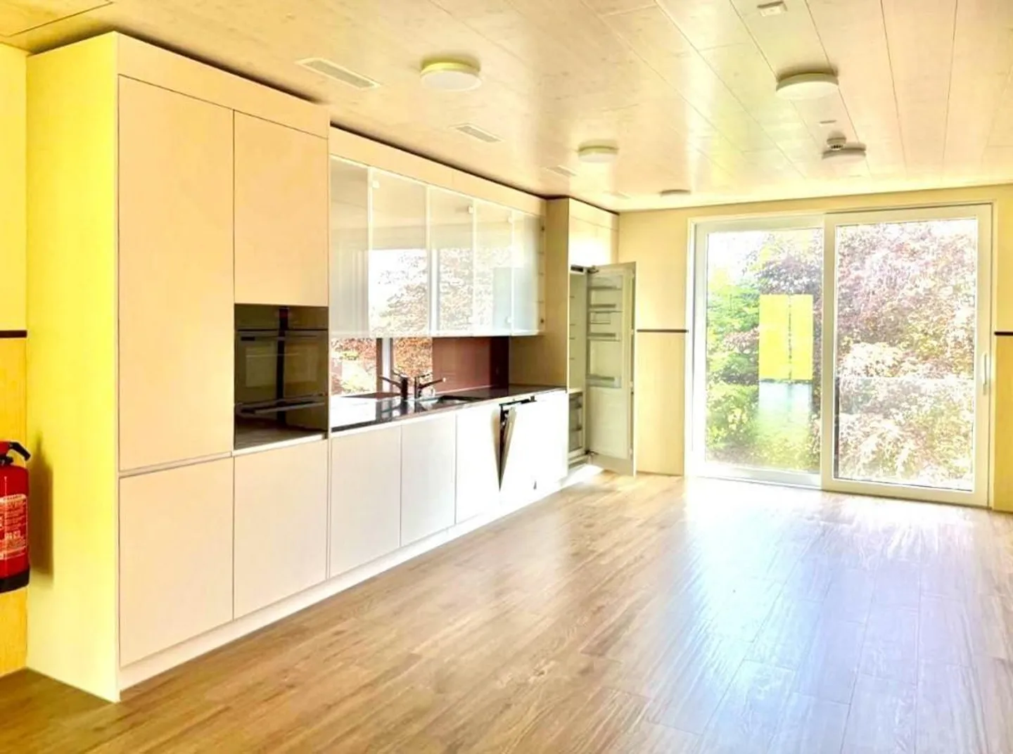 Retirement home or private clinic or hotel property or yield... - Photo 5 of 36