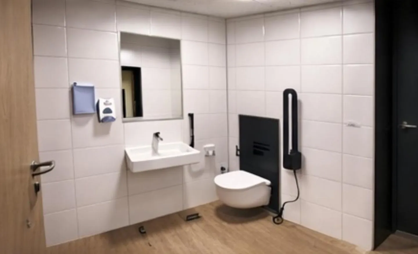 Retirement home or private clinic or hotel property or yield... - Photo 12 of 36