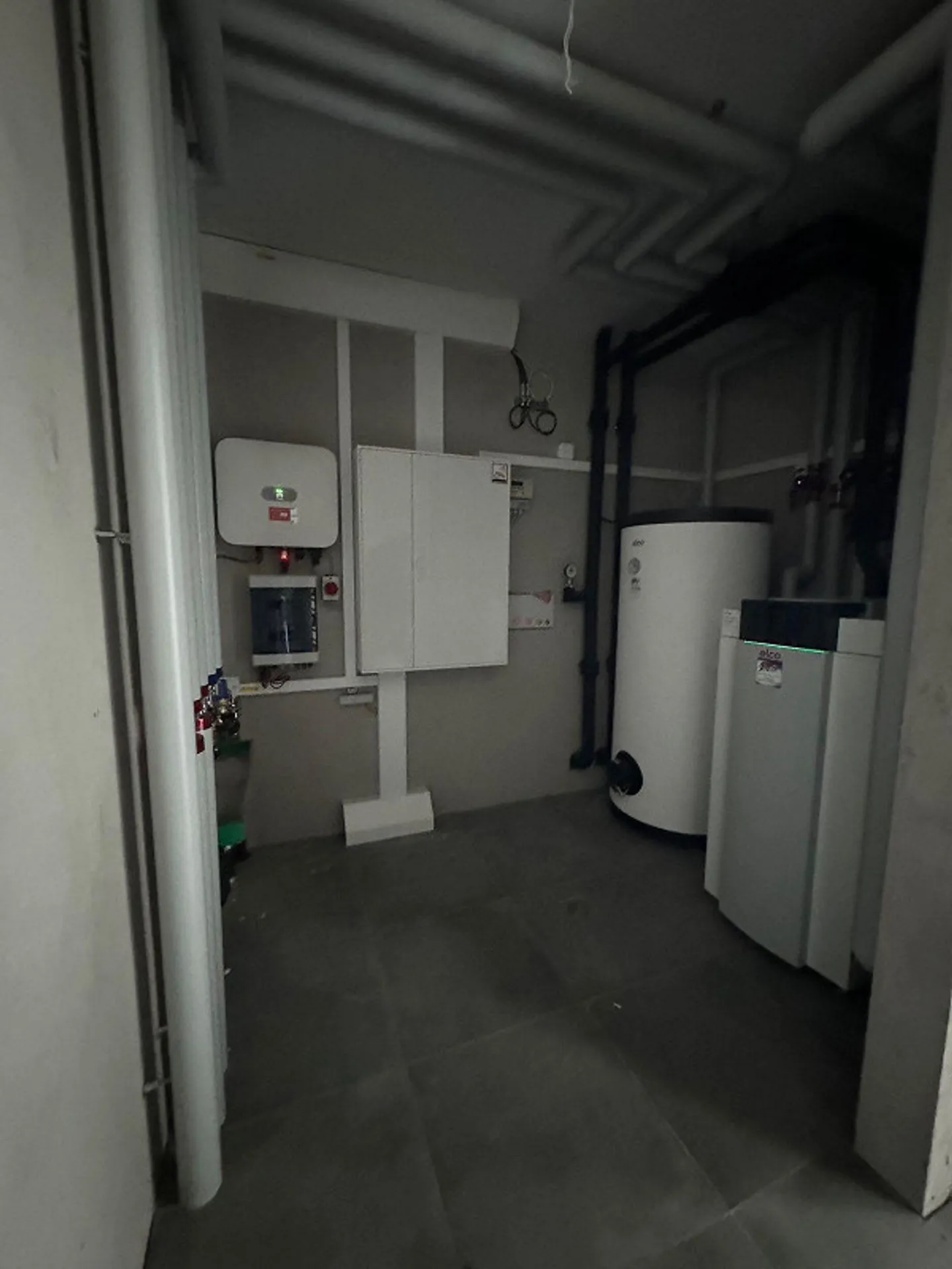 Magnificent new duplex - Photo 10 of 12