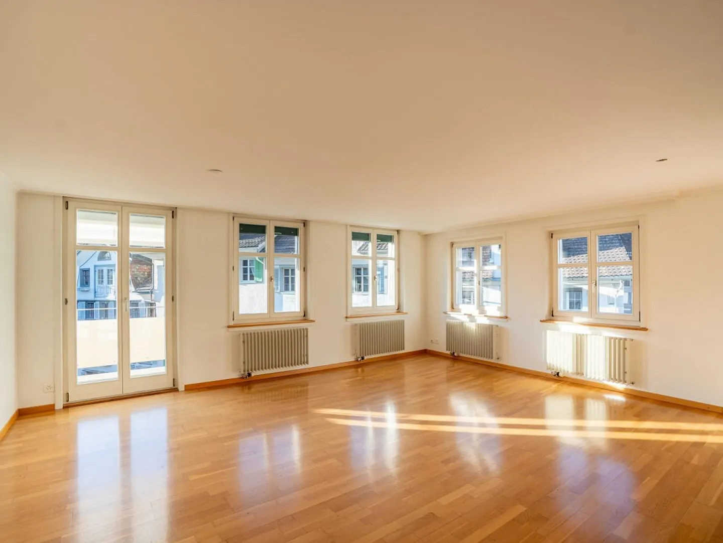 Spacious Old Town Apartment with Sunny Balcony - Photo 1 of 8