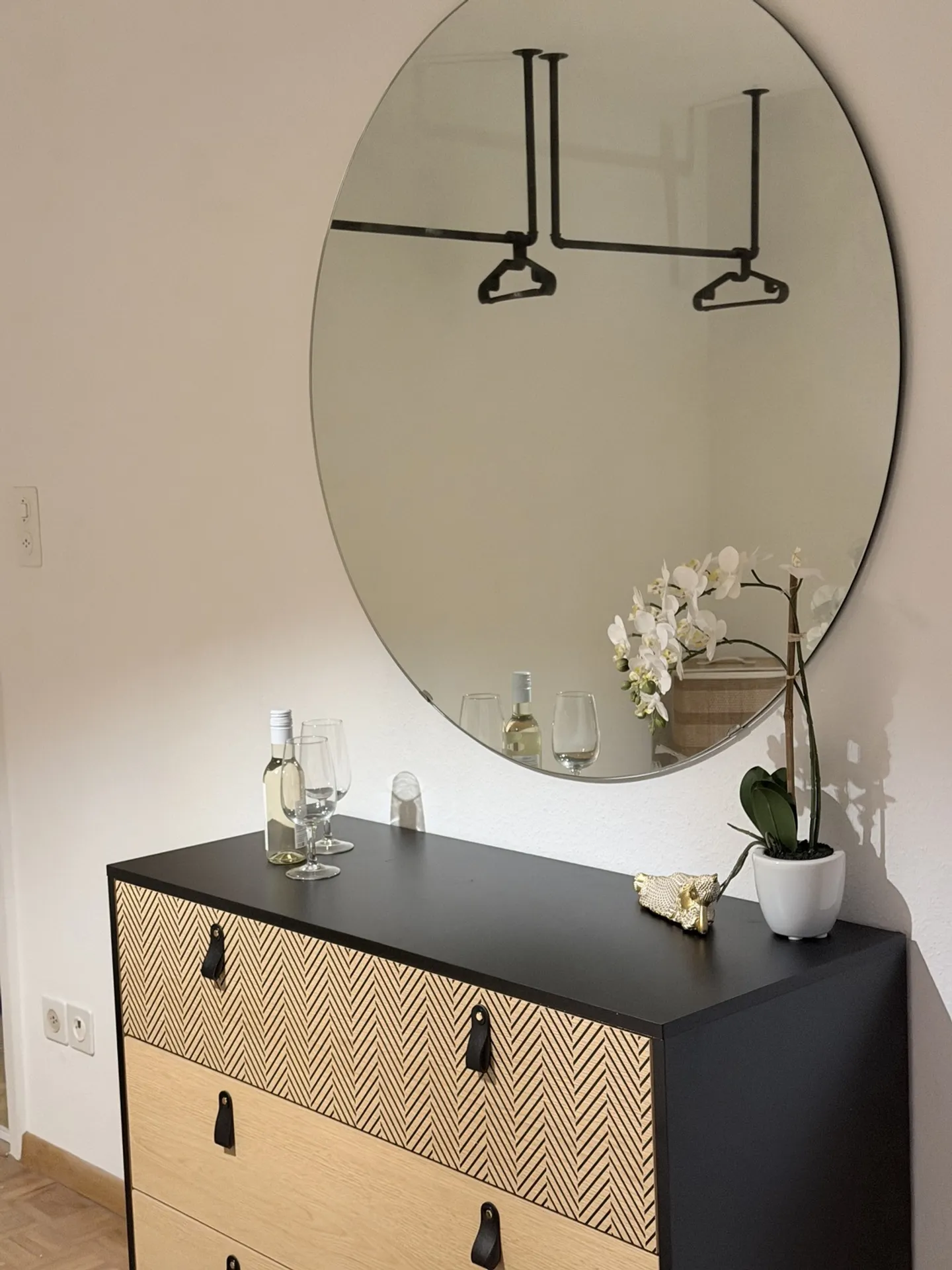 2½ ROOM MAISONETTE APARTMENT IN ZURICH - DISTRICT 8 SEEFELD/MÜHLEBACH, FURNISHED - Photo 2 of 10