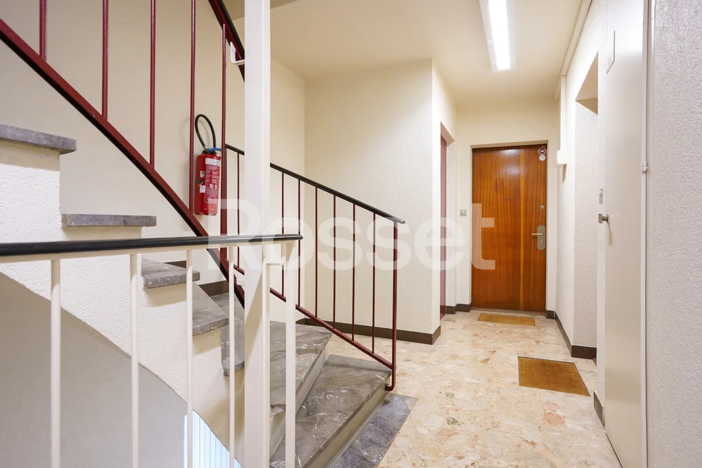 Büros von etwa 108 m² im 1. Stock - Foto 6 von 8