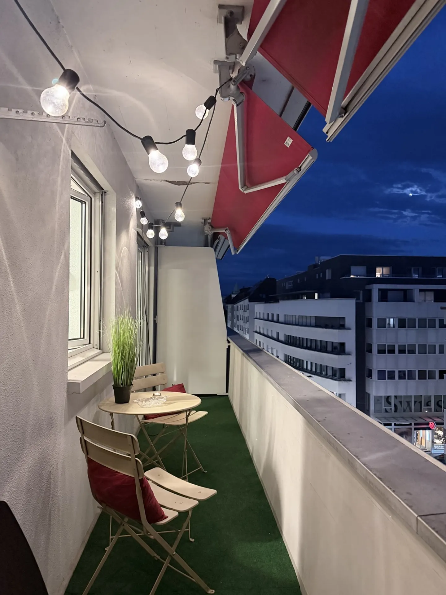 2½ ROOM MAISONETTE APARTMENT IN ZURICH - DISTRICT 8 SEEFELD/MÜHLEBACH, FURNISHED - Photo 9 of 10