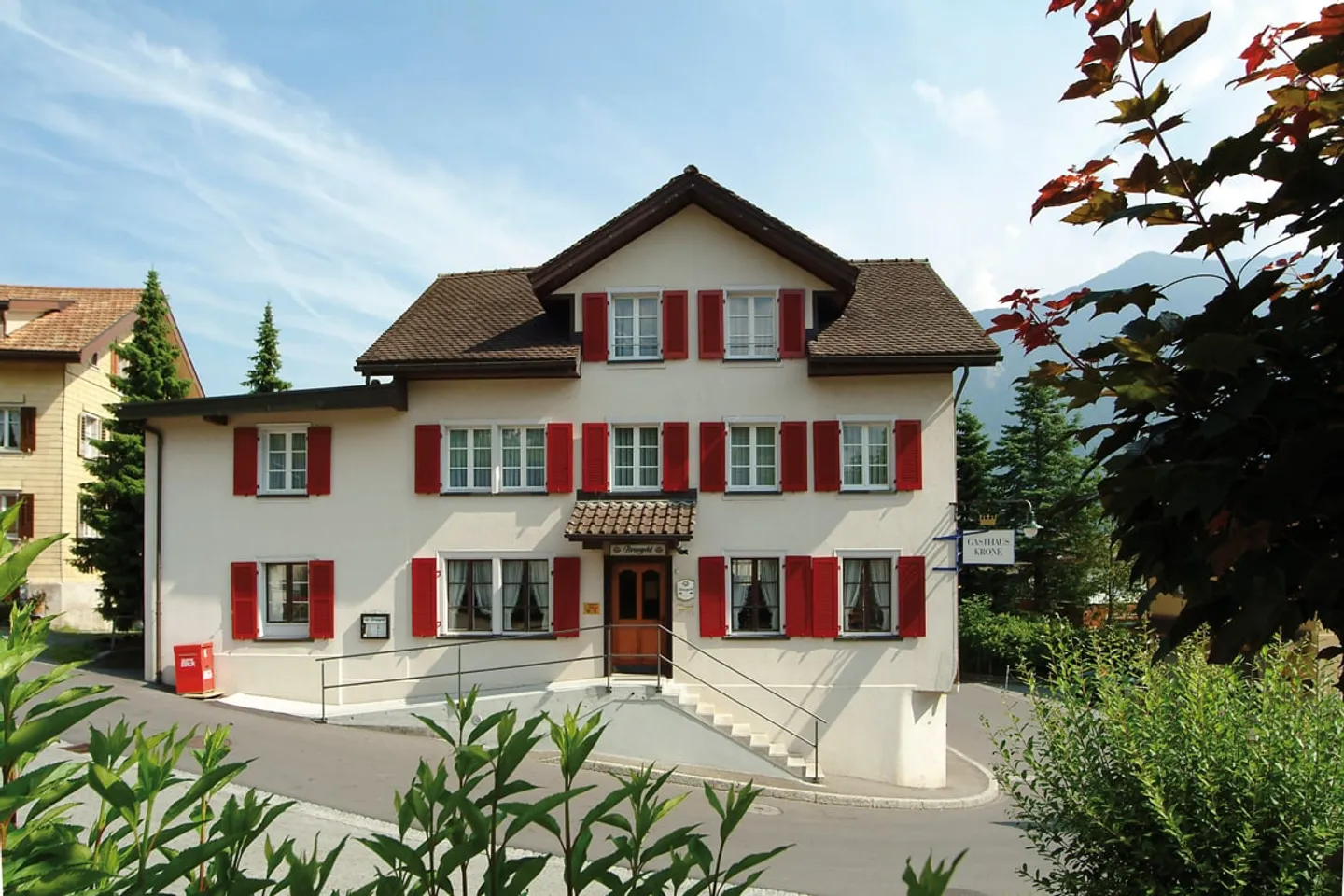 Hotel rinomato nel cantone di Uri in vendita: Hotel e Ristorante Krone Attinghausen! - Foto 1 di 12