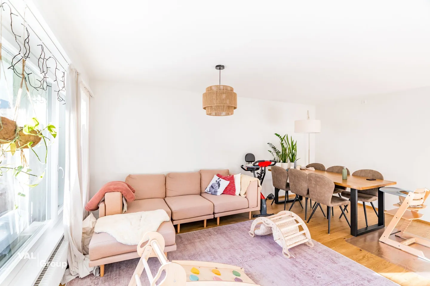 Modern 4.5-room apartment in Naters - Photo 3 of 15