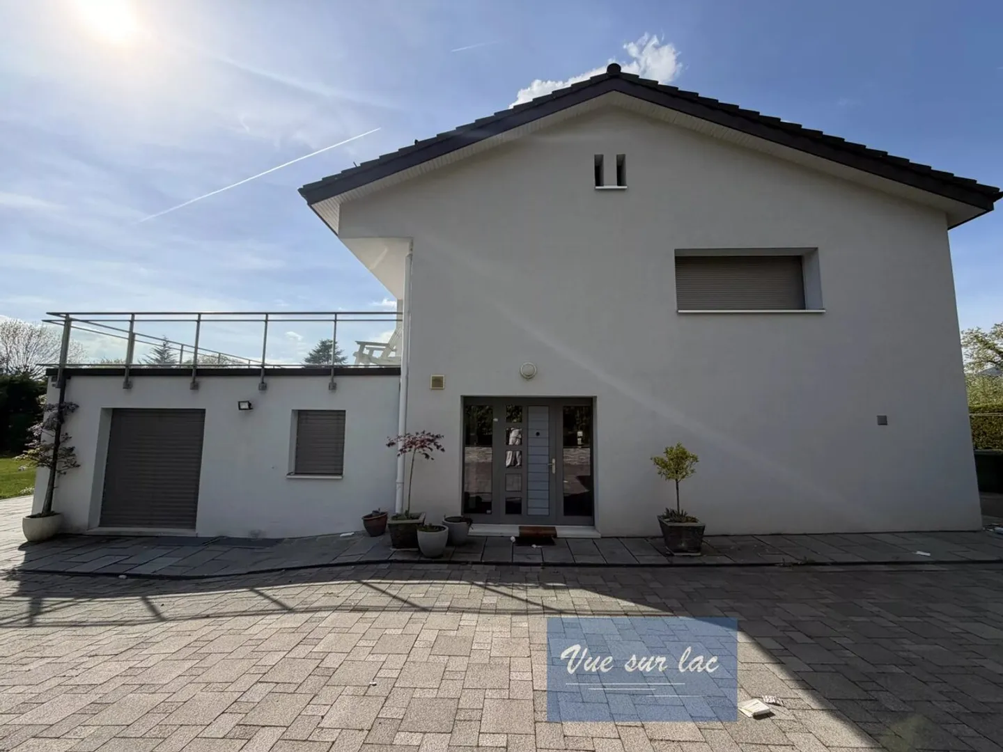 Contemporary individual villa on a beautiful and large plot - Photo 5 of 13