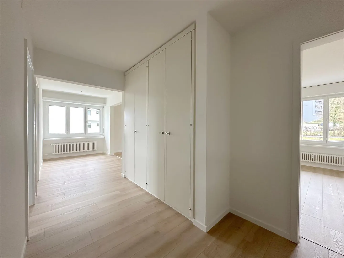 Apartment for rent - Photo 3 of 13