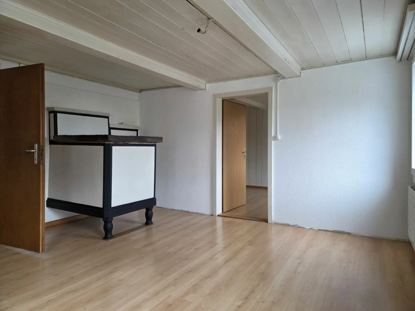 Ampia casa unifamiliare di 7 stanze in affitto - Foto 3 di 11