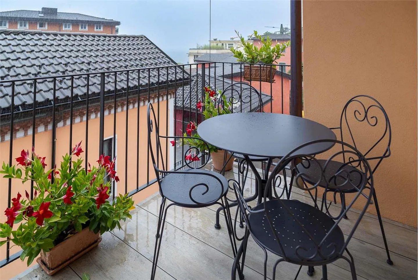 Casa storica con fascino senza tempo a Melide - Foto 8 di 13