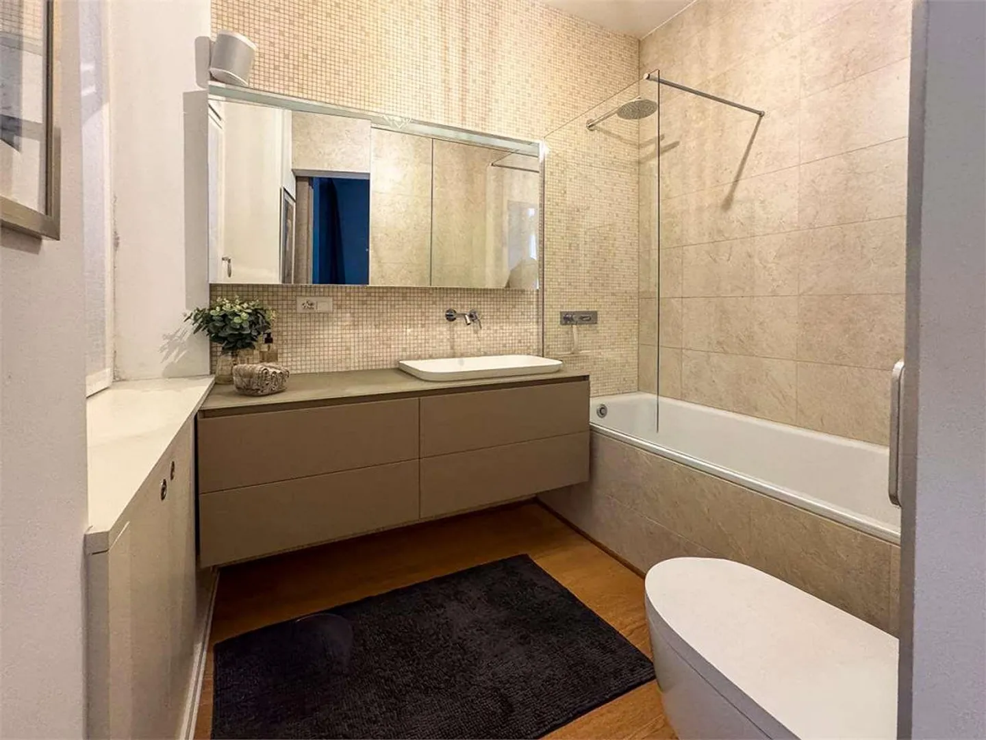 Casa storica con fascino senza tempo a Melide - Foto 9 di 13