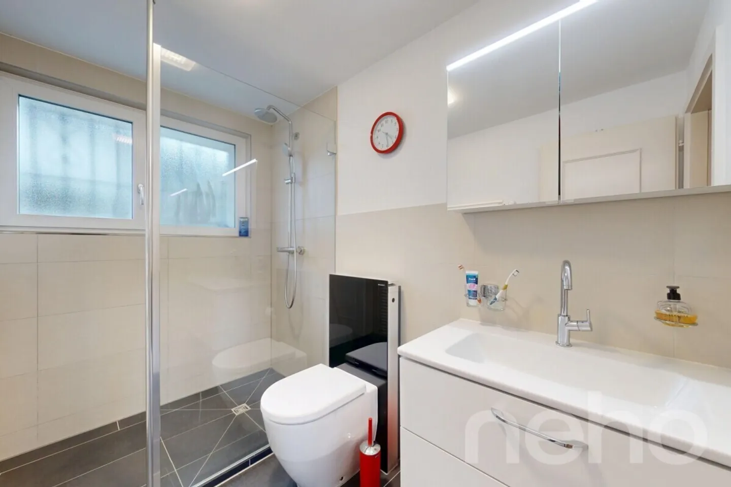 Space for Dreams House with Apartment and 9,726 m2 Plot - Photo 5 of 12