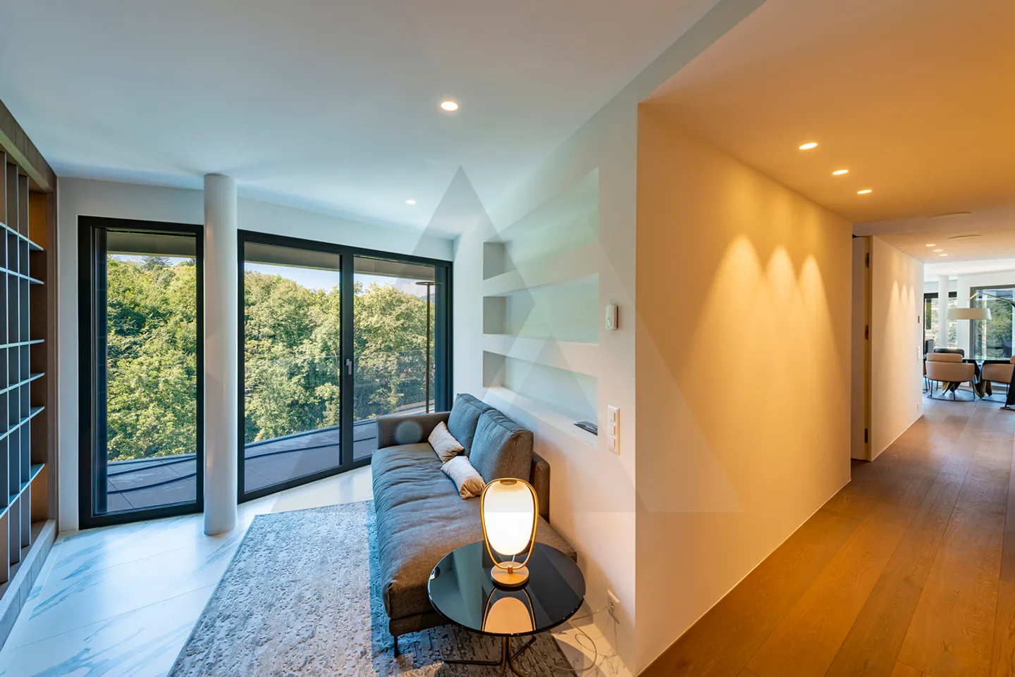 SEEANSICHT WOHNUNG IN EINEM MODERNEN WOHNKOMPLEX - Foto 7 von 16