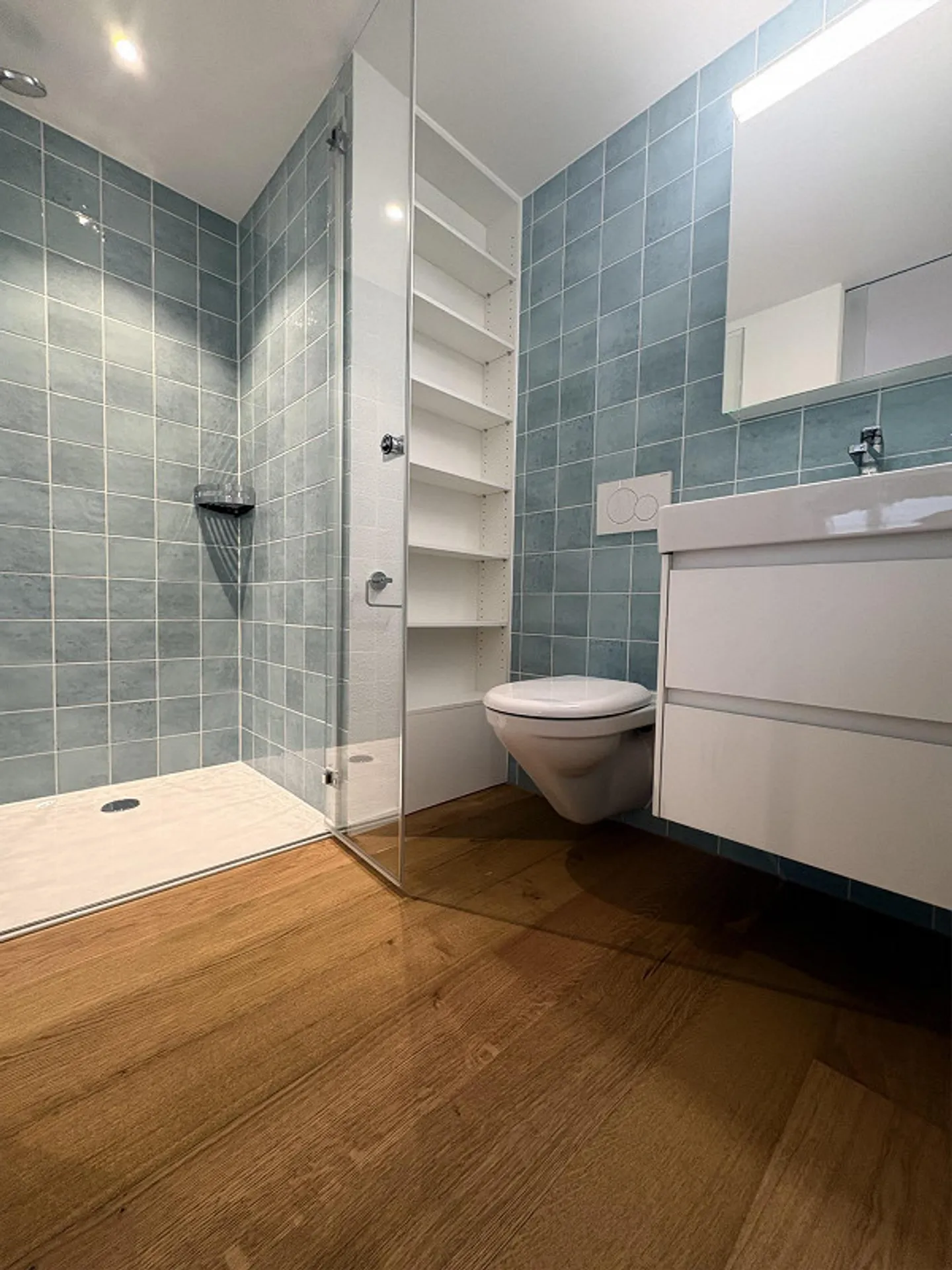 Prima occupazione dopo ristrutturazione! Studio con carattere di casa unifamiliare! - Foto 5 di 6