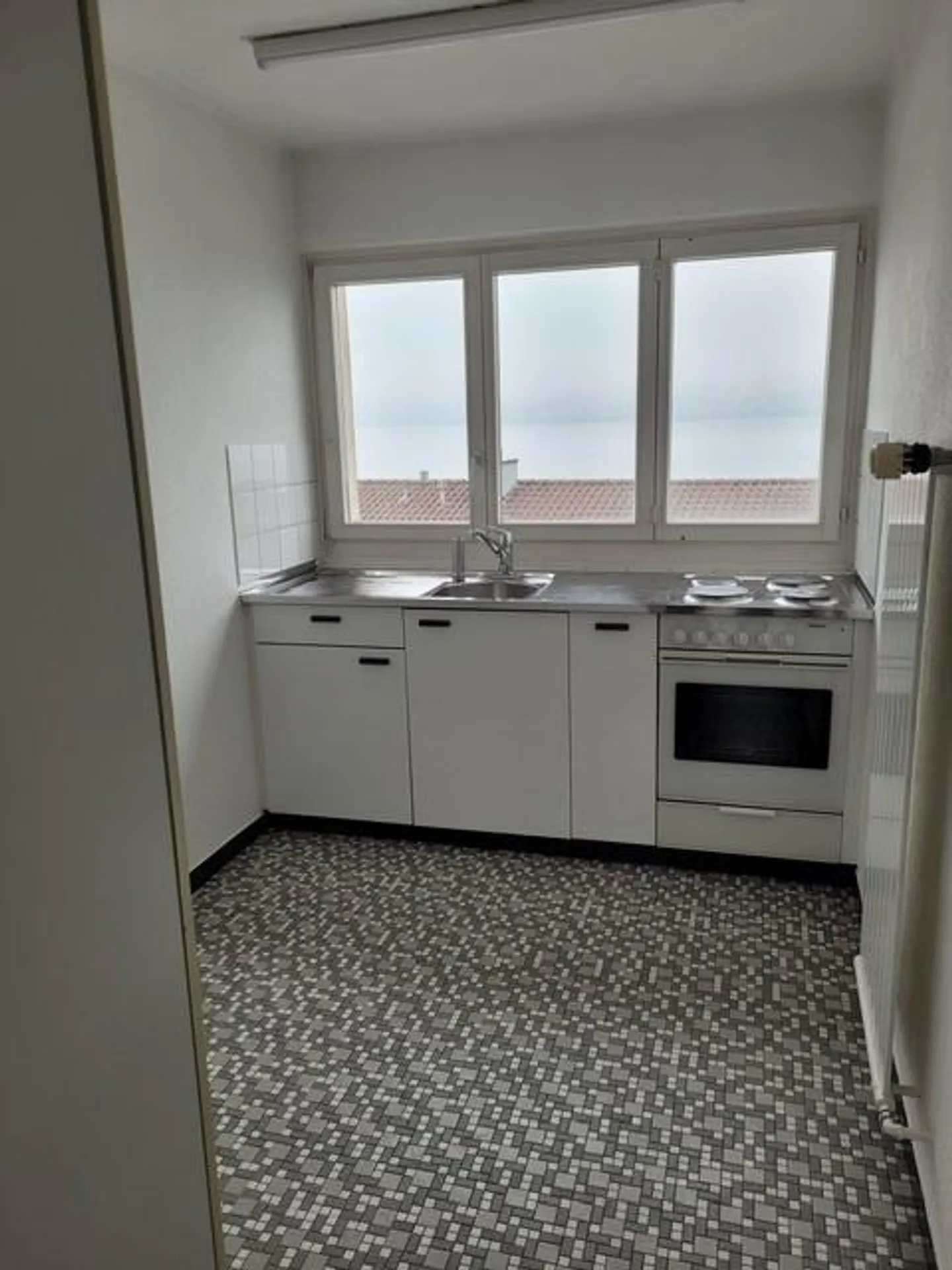 Appartement 4 pièces en emplacement privilégié à Horgen - Limité jusqu'au 31.12.2027 - Photo 2 sur 4