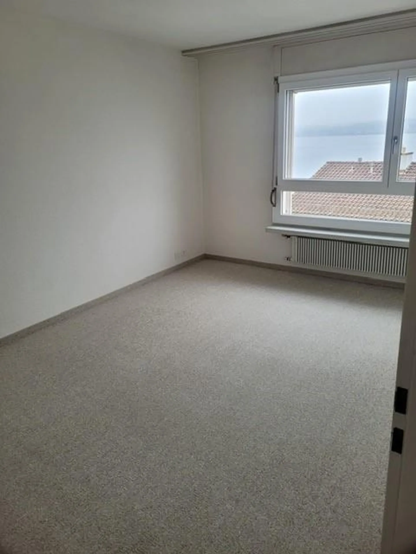 Appartement 4 pièces en emplacement privilégié à Horgen - Limité jusqu'au 31.12.2027 - Photo 4 sur 4