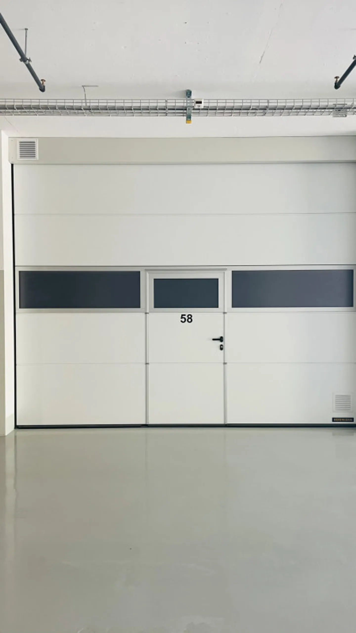 Box Polivalente di 50 m² in Zona Industriale a Villeneuve - Foto 4 di 6