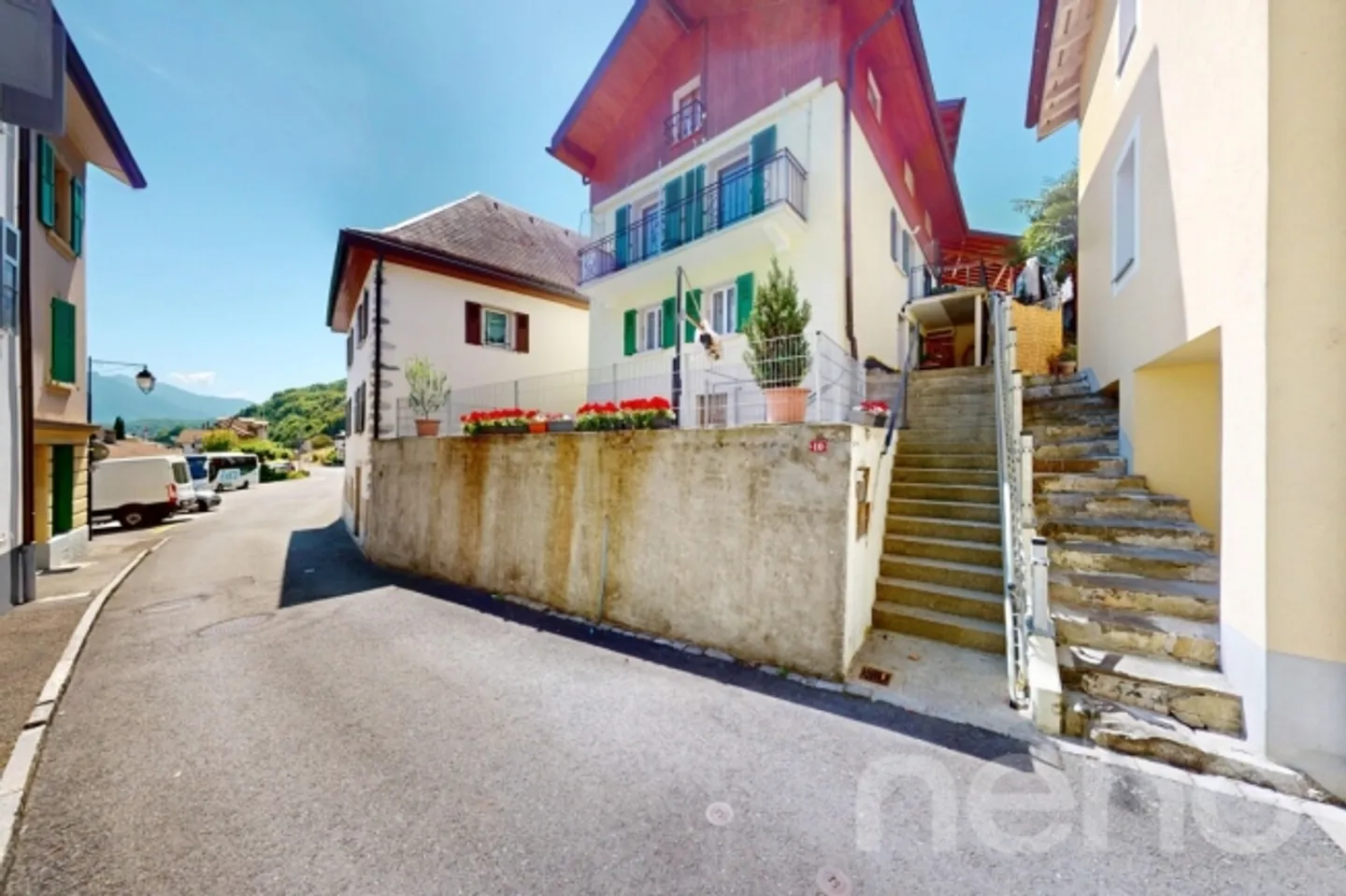 Charming house composed of 2 apartments in the heart of St-Gingolph - Photo 2 of 12