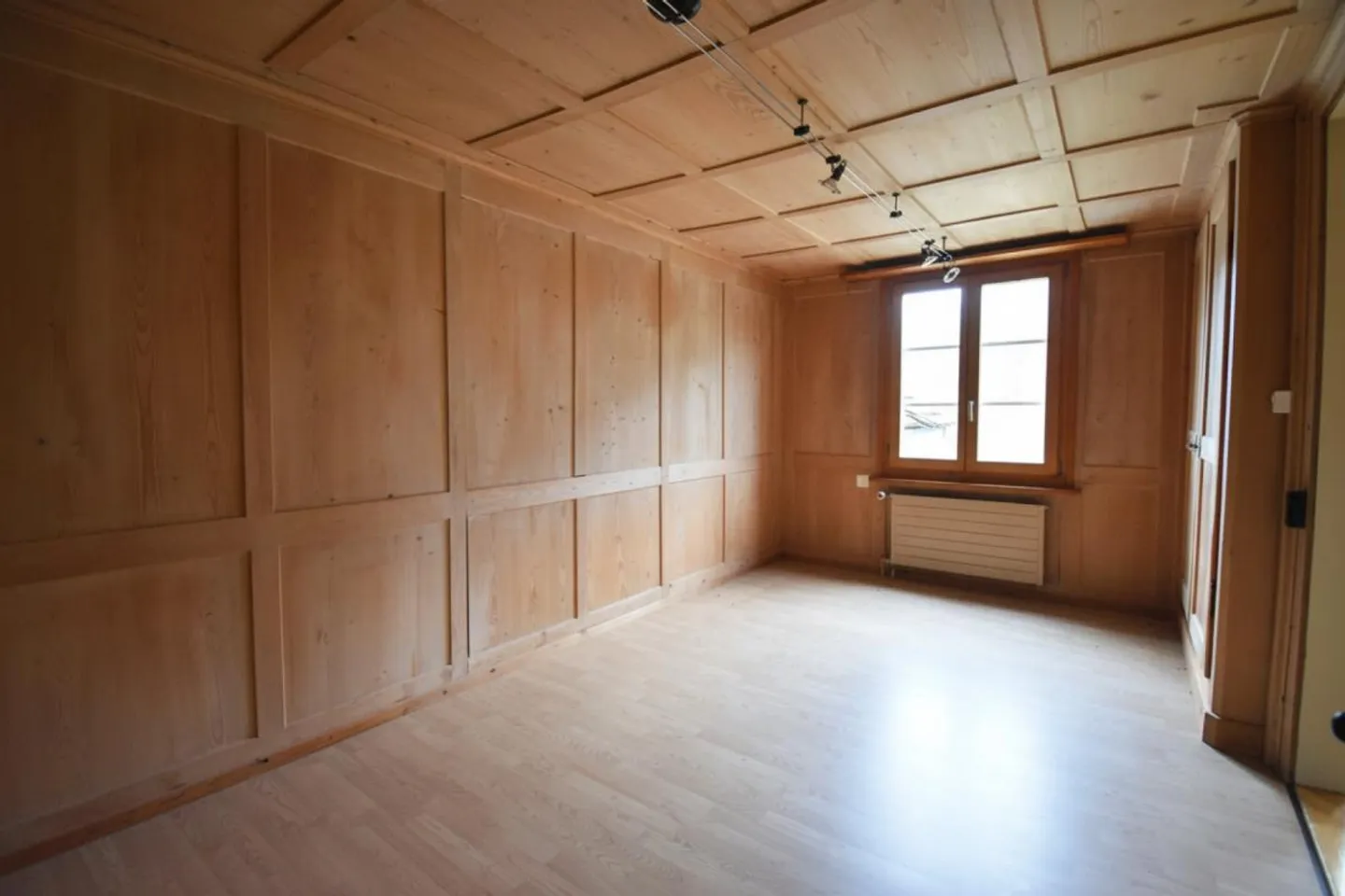 Charming rural property with residential and commercial spaces - Photo 10 of 21