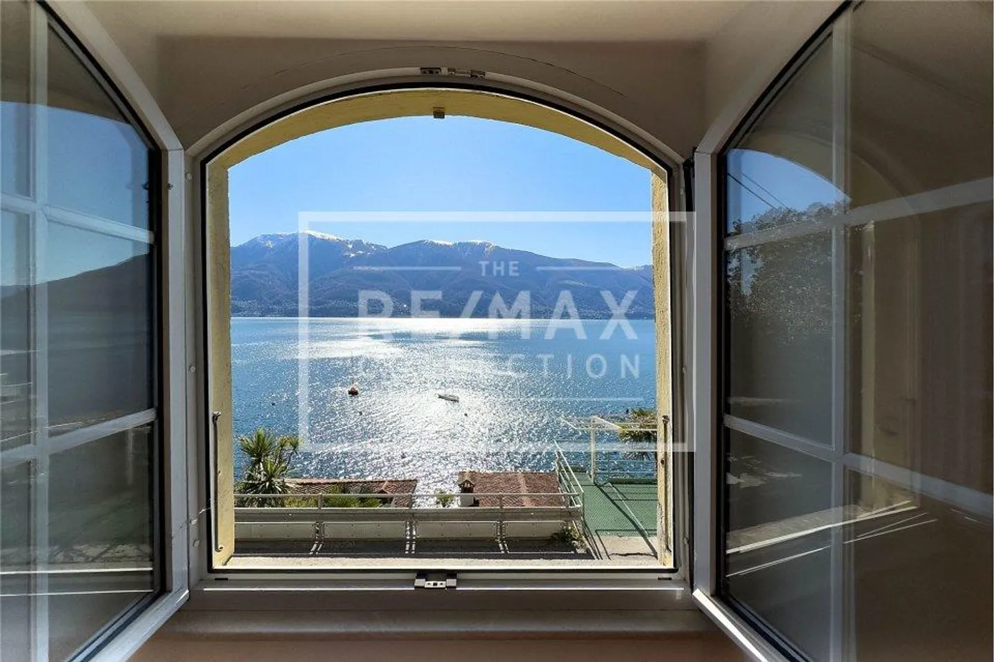 Tessiner Haus mit 3,5 Zimmern und Seeblick - Foto 1 von 13