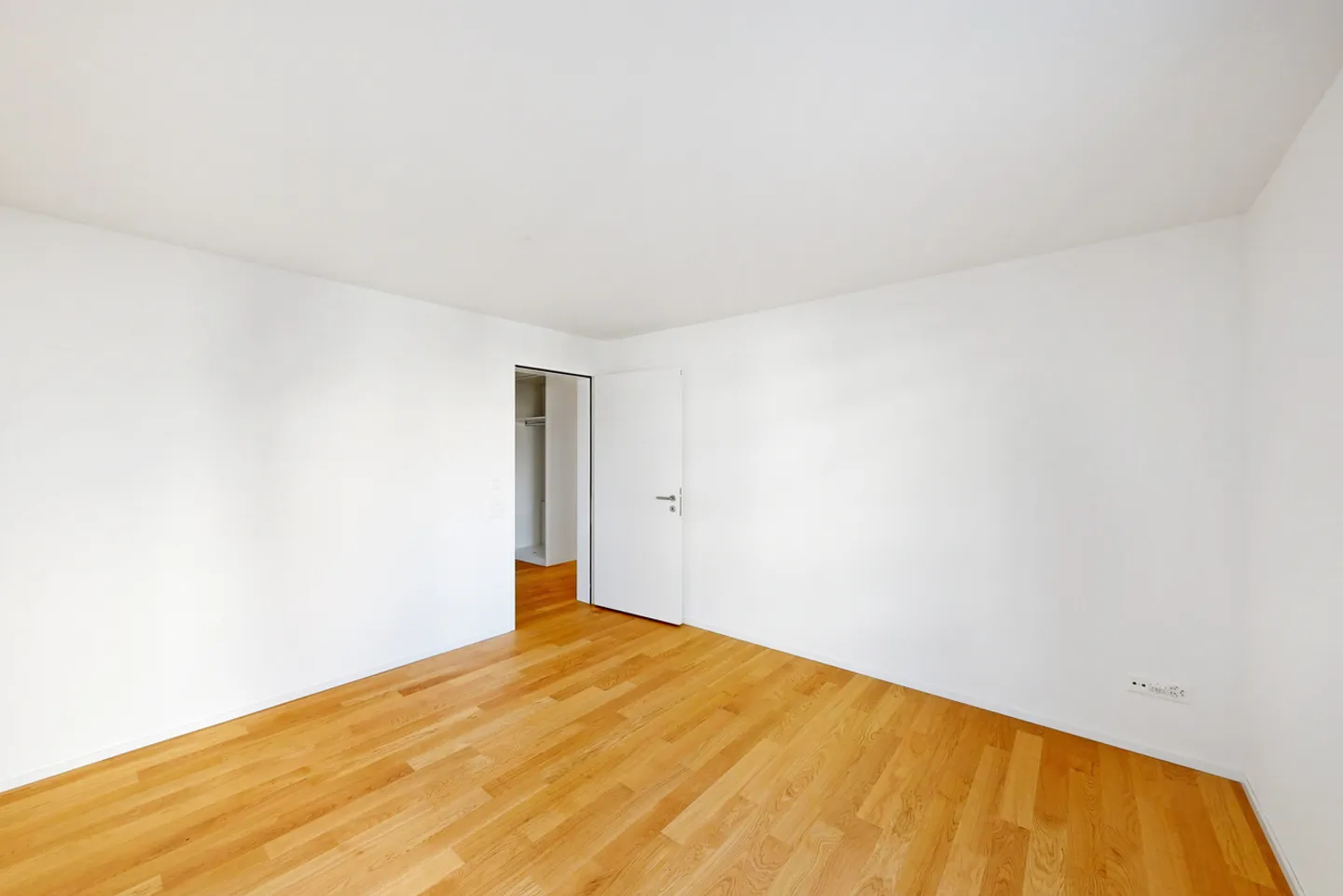 2.5 Room Apartment - Photo 5 of 8