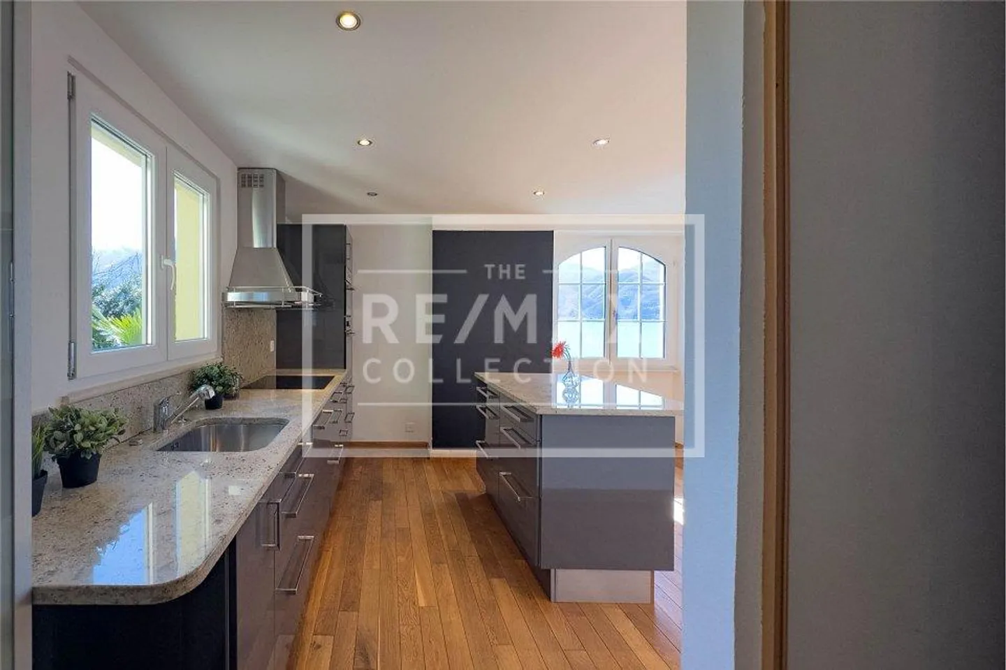 Tessiner Haus mit 3,5 Zimmern und Seeblick - Foto 6 von 13