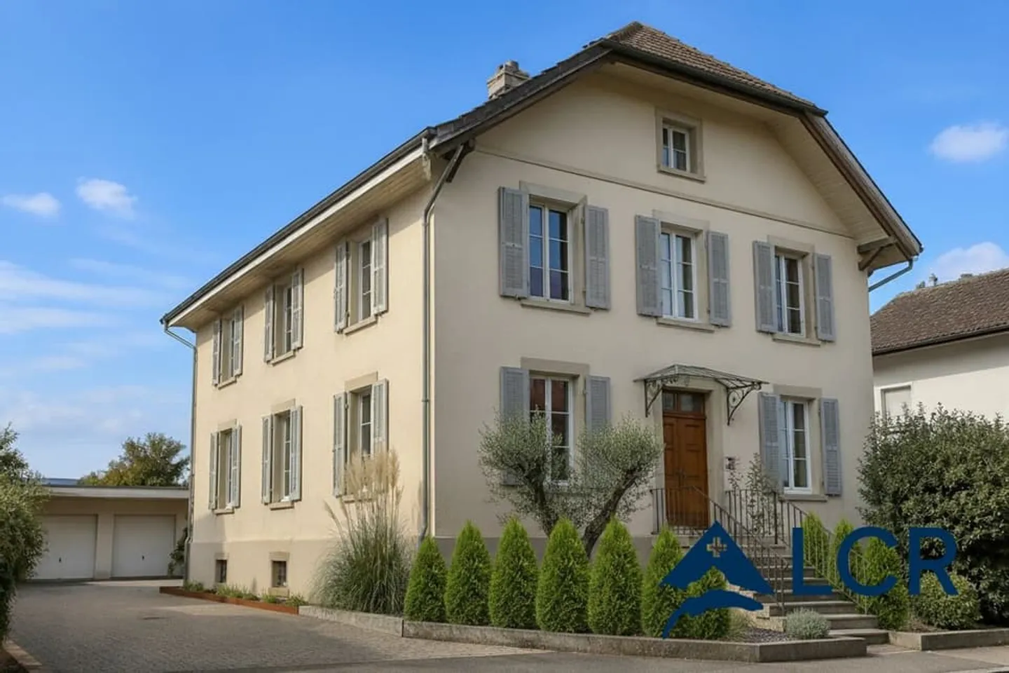 Charming income-generating building - Prime location in Meyrin - Photo 1 of 1