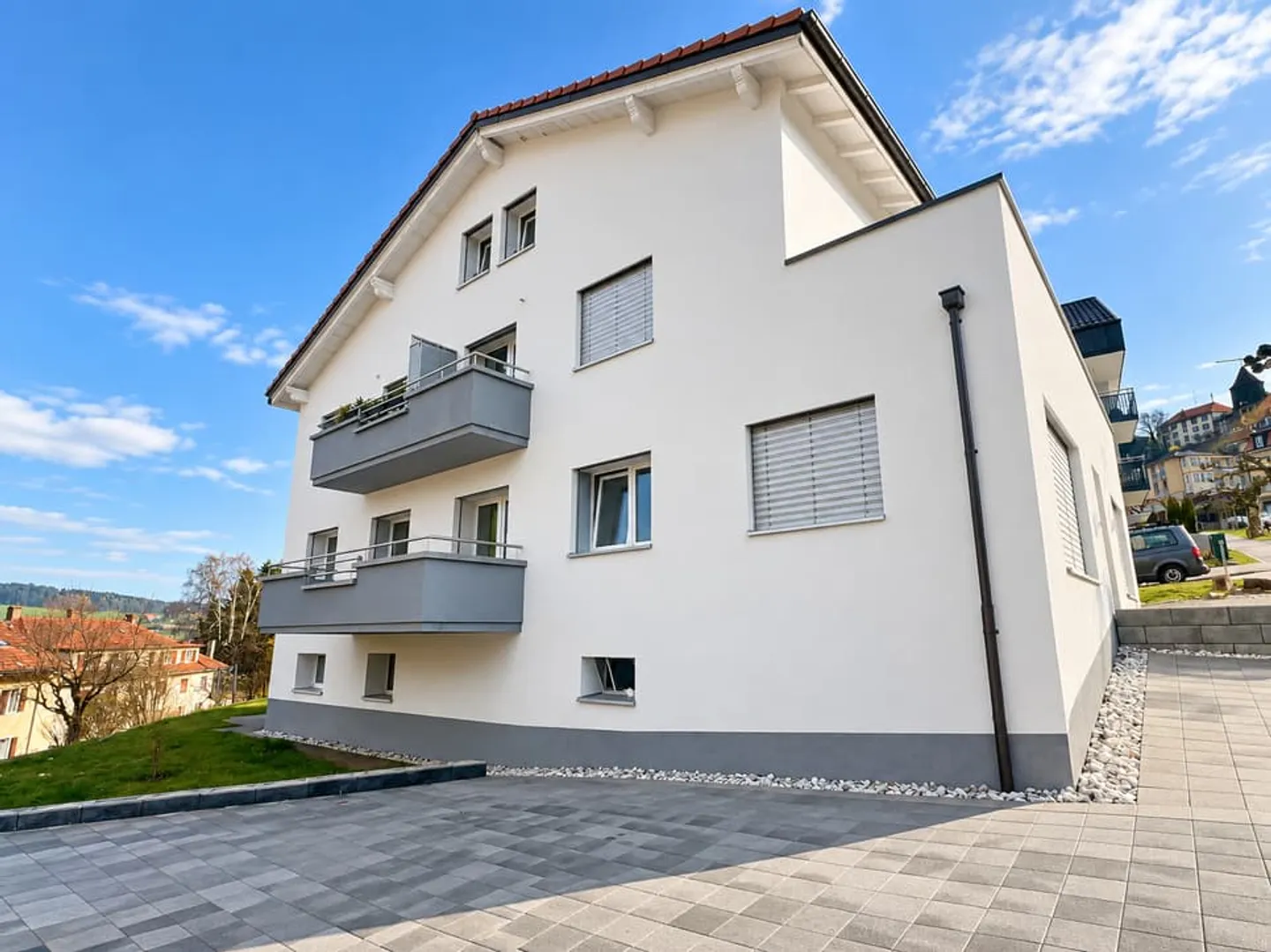 4,5-ZIMMER-WOHNUNG IN ROMONT - 2 MINUTEN VON DER BAHNHOF ENTFERNT - Foto 8 von 8