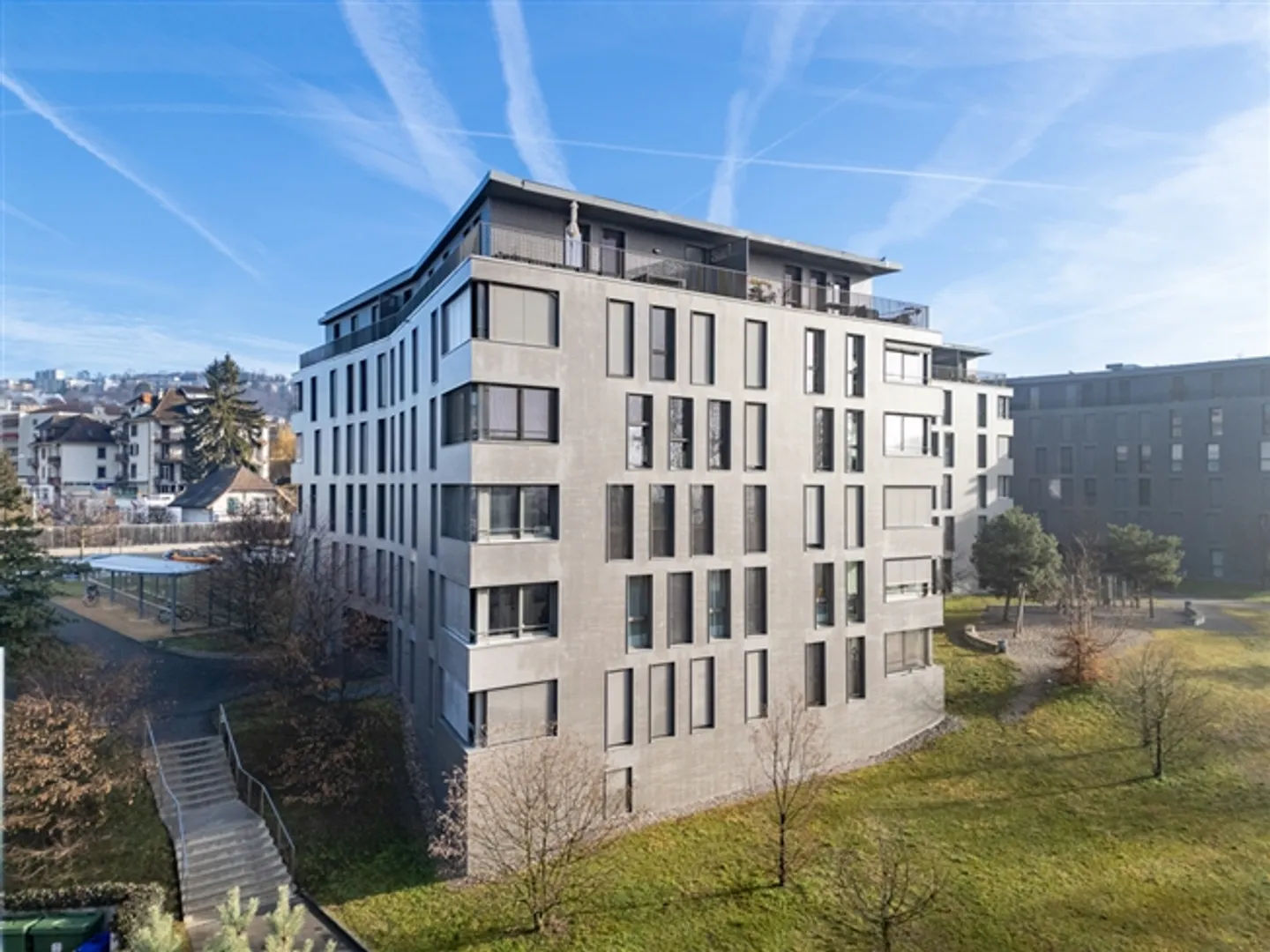 Belle appartement de 3.5 pièces avec loggia à Lausanne - Photo 1 sur 10